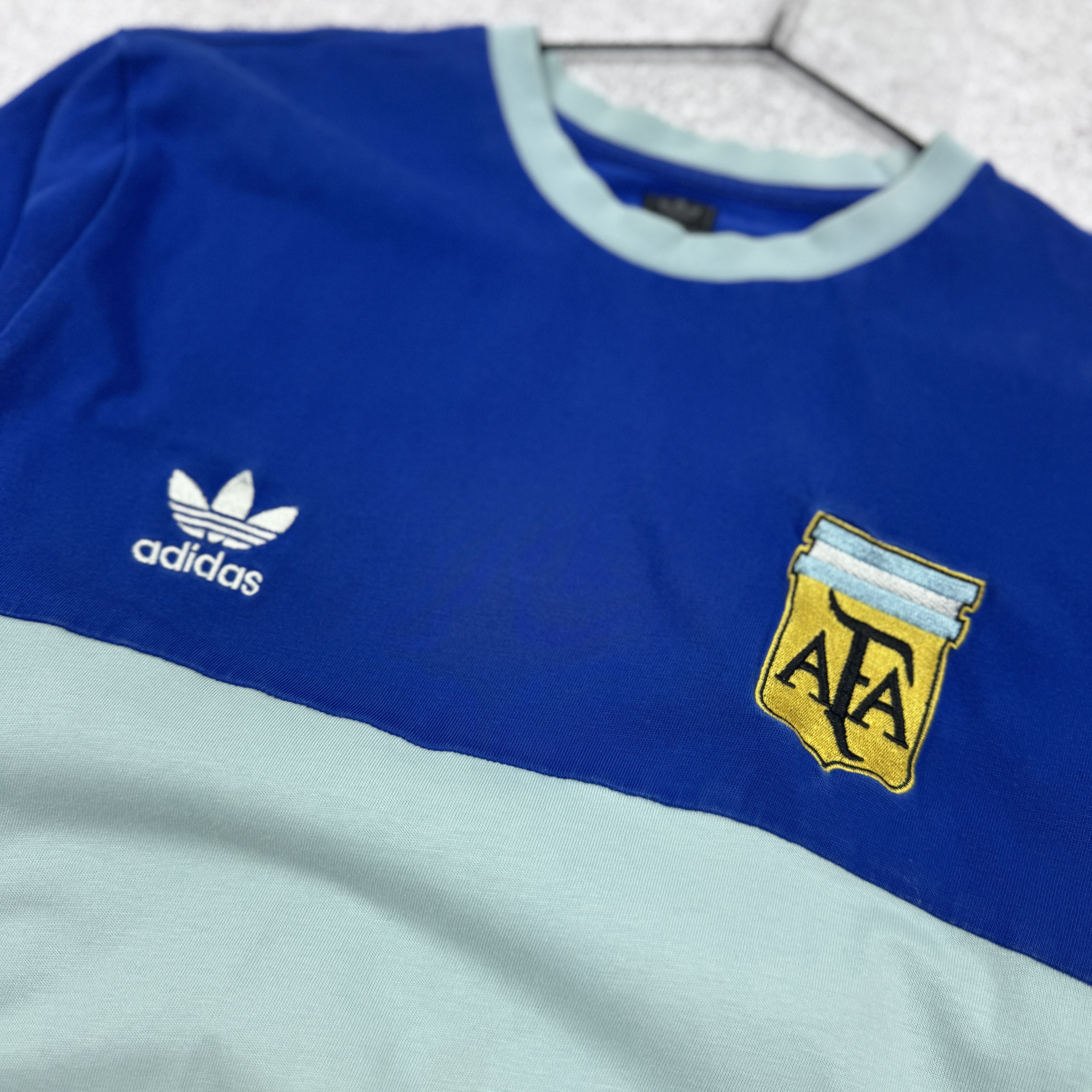 Adidas Men`s Adidas Argentina 2010 T shirt size M Size US M / EU 48-50 / 2 - 7 Thumbnail