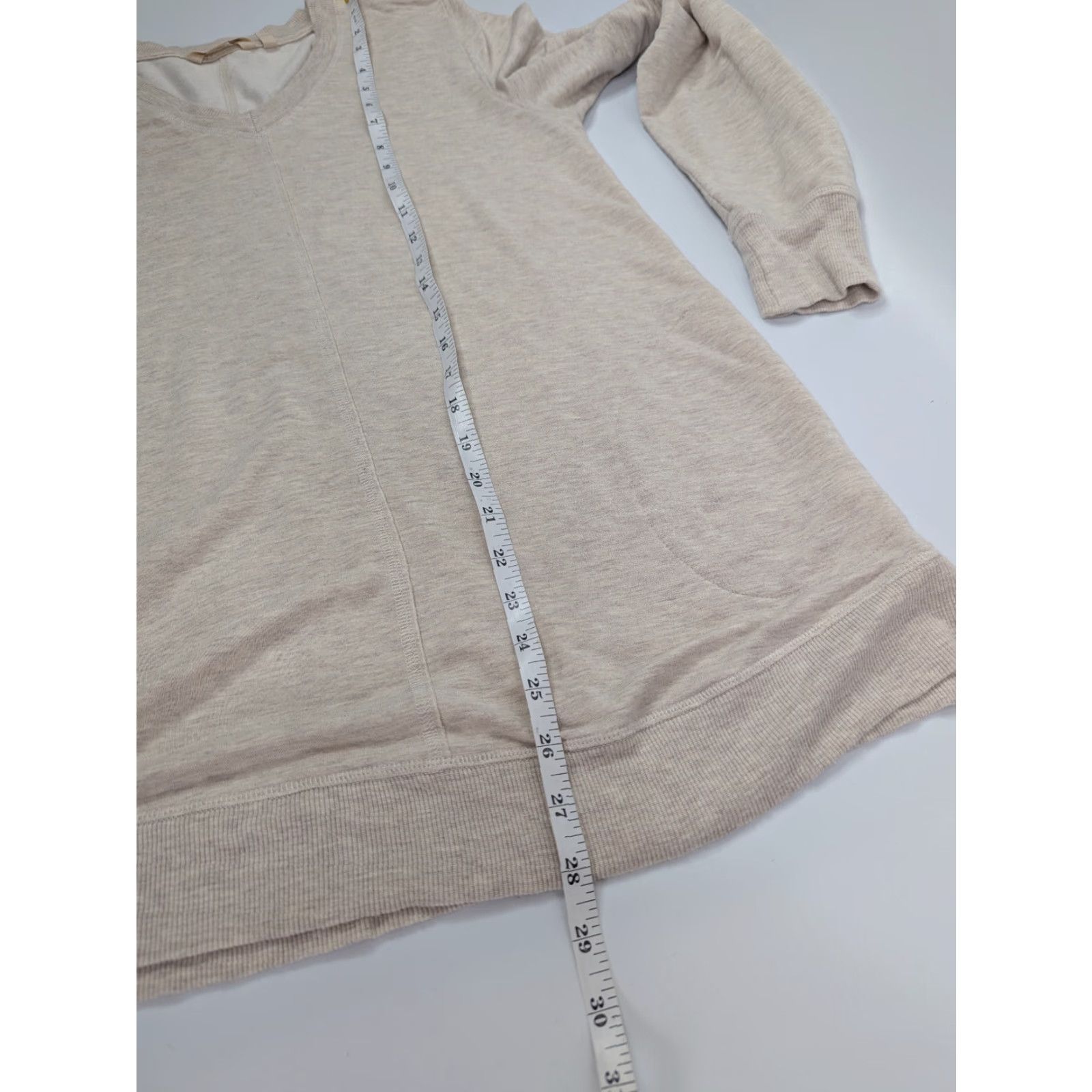 Soft Surroundings Soft Surroundings Tunic Shirt Ladies Small V-Neck Knit Long Sleeve Beige Oatmeal Solid 76% Viscose 19% Polyester 5% Spandex Casual Size S / US 4 / IT 40 - 5 Thumbnail