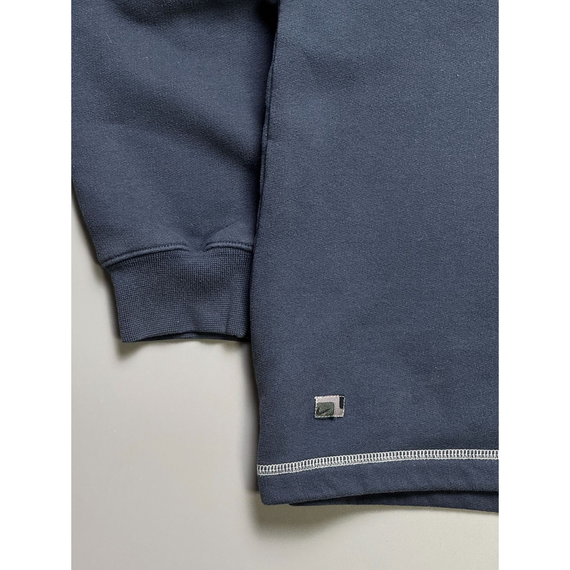 Nike Vintage Nike Crewneck Embroidered Logo Sweatshirt (YG008) Size US M / EU 48-50 / 2 - 10 Thumbnail