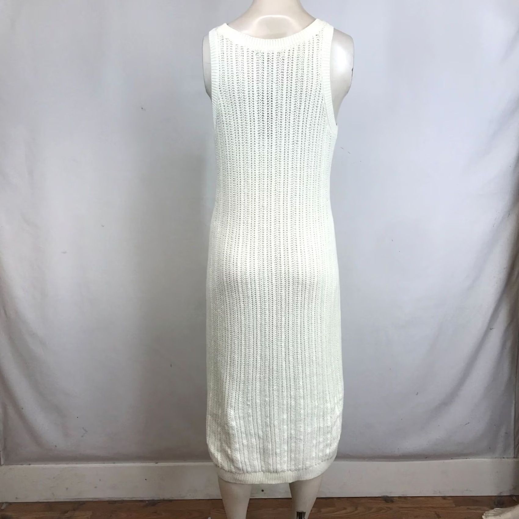 Banana Republic BANANA REPUBLIC WOMEN S CREAM RIBBED SLEEVELESS ROUND NECK SWEATER DRESS Size S / US 4 / IT 40 - 5 Thumbnail