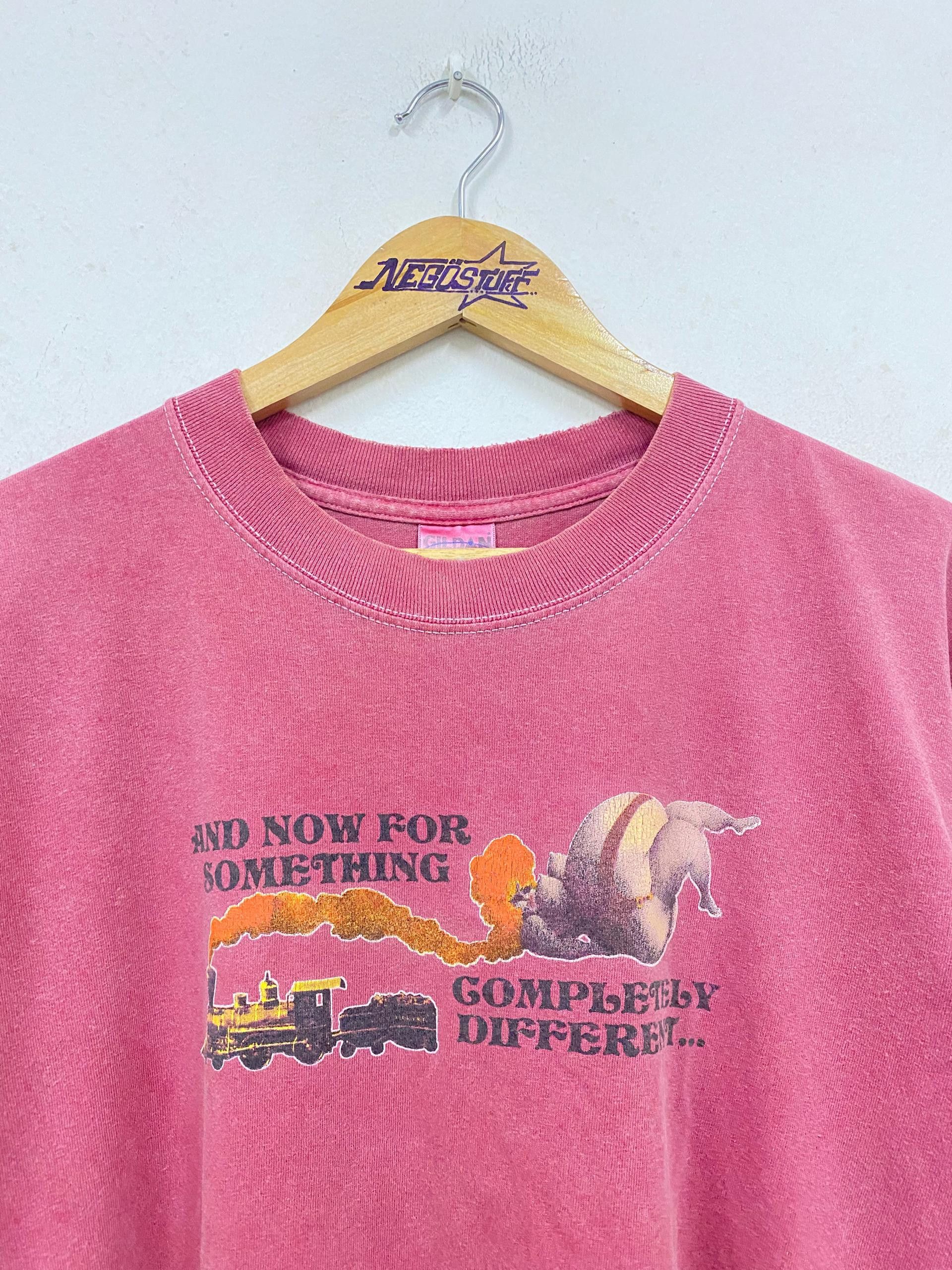 Vintage Vintage 2001 Monty Pythons movie t shirt rare Size US L / EU 52-54 / 3 - 7 Thumbnail