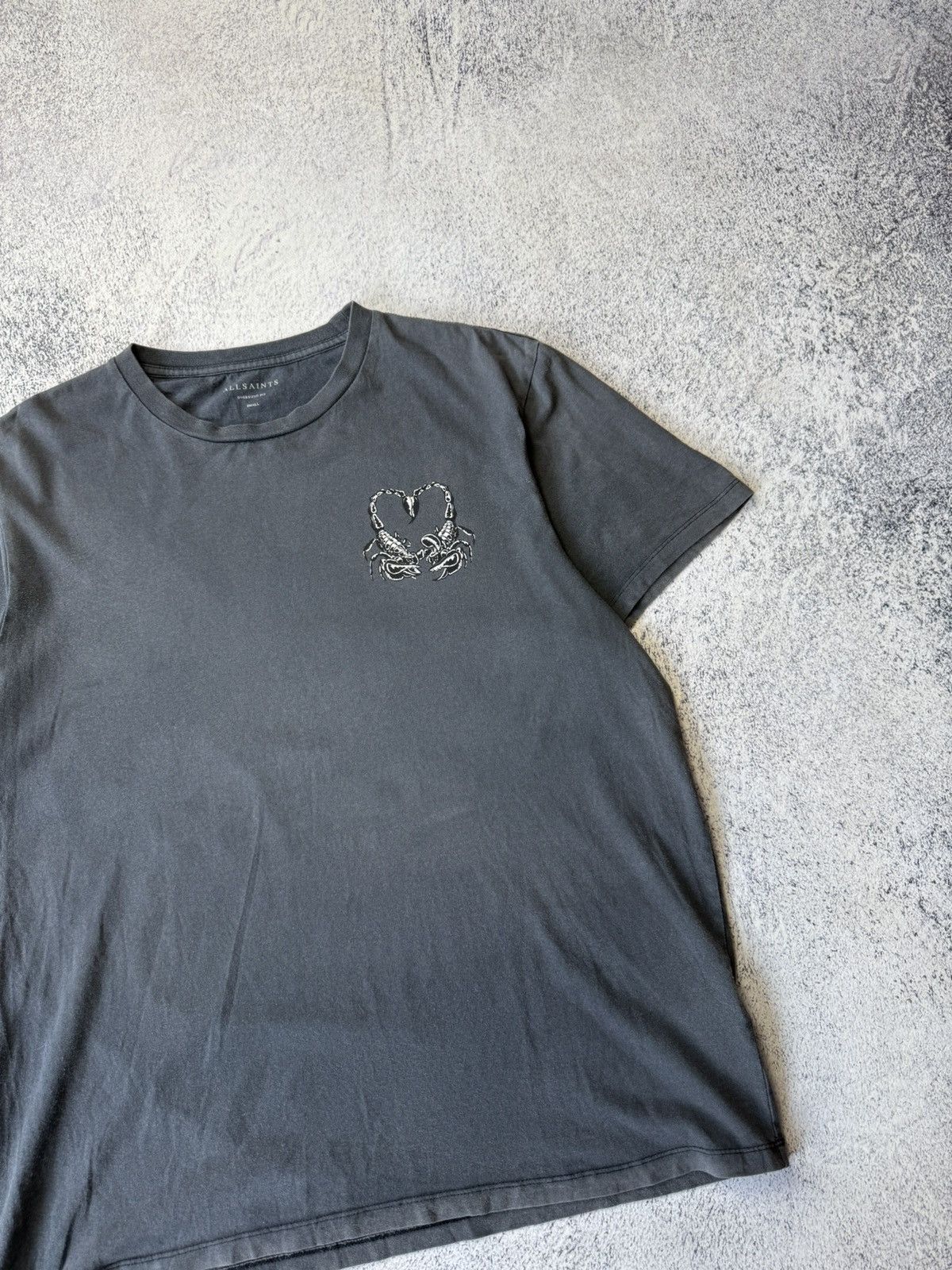Allsaints Mens Allsaints Oversize T Shirt Big Scorpion Size US S / EU 44-46 / 1 - 4 Thumbnail