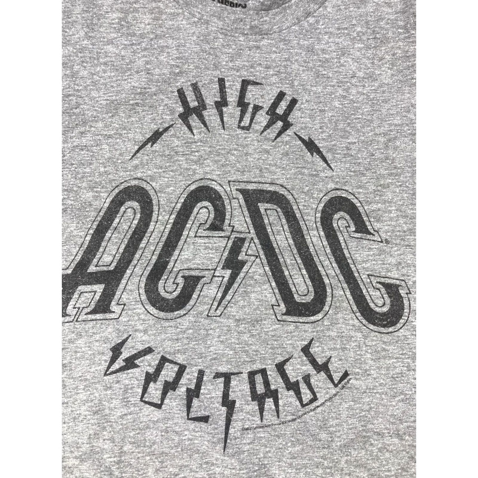 Vintage VINTAGE ACDC High Voltage Graphic T-shirt Women Small Gray Short Sleeve AC/DC Music Size S / US 4 / IT 40 - 2 Thumbnail