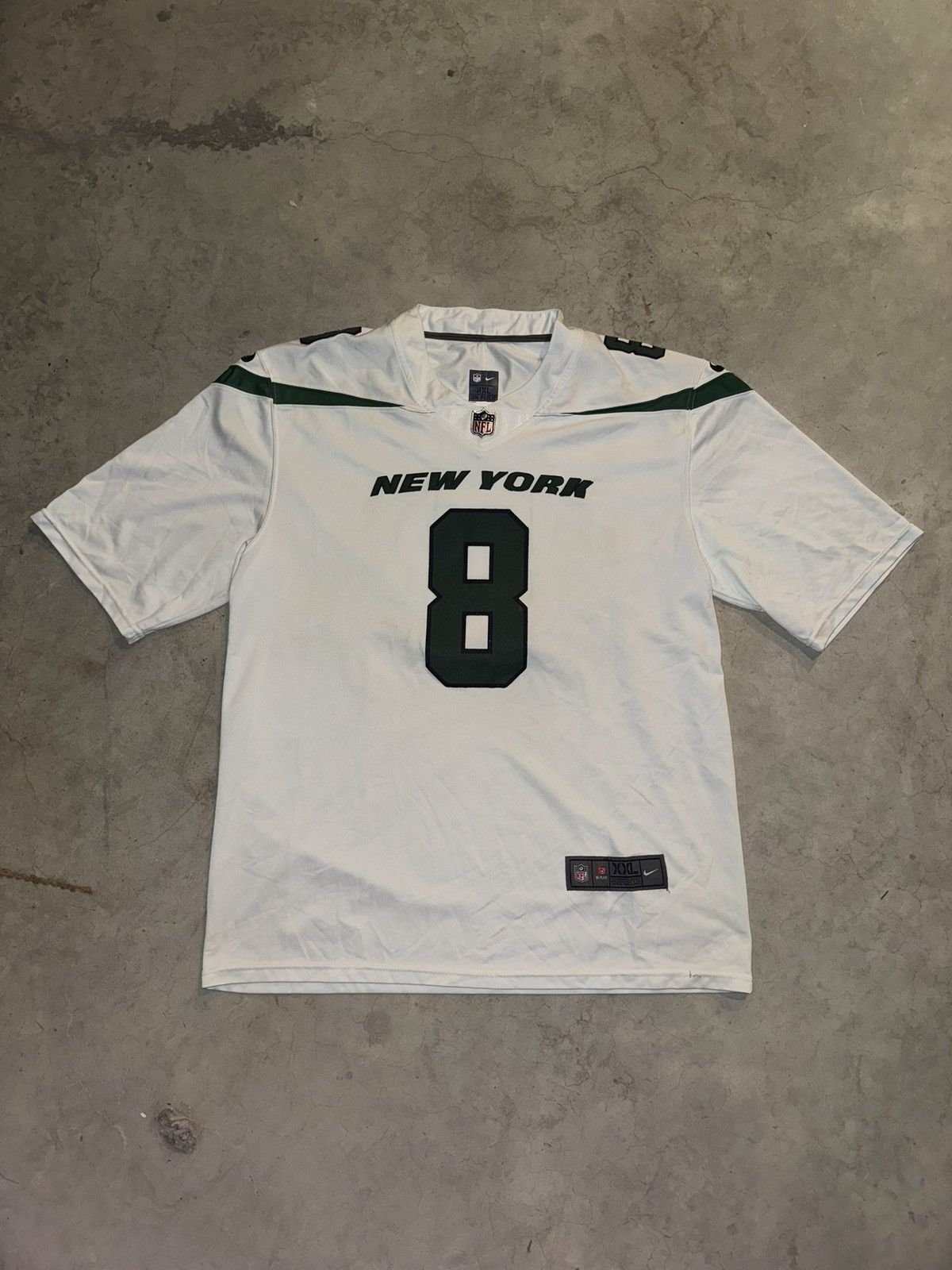 NFL × Nike Nike New York NY Jets Elijah Moore Football Jersey #8 Size US XXL / EU 58 / 5 - 1 Thumbnail