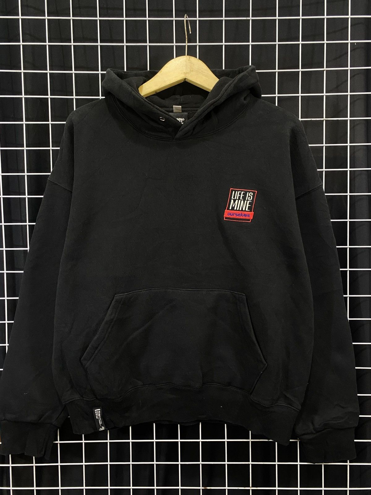 Other TWN LIFE IS MINE HOODIE BOXY FIT BLACK Size US L / EU 52-54 / 3 - 1 Thumbnail