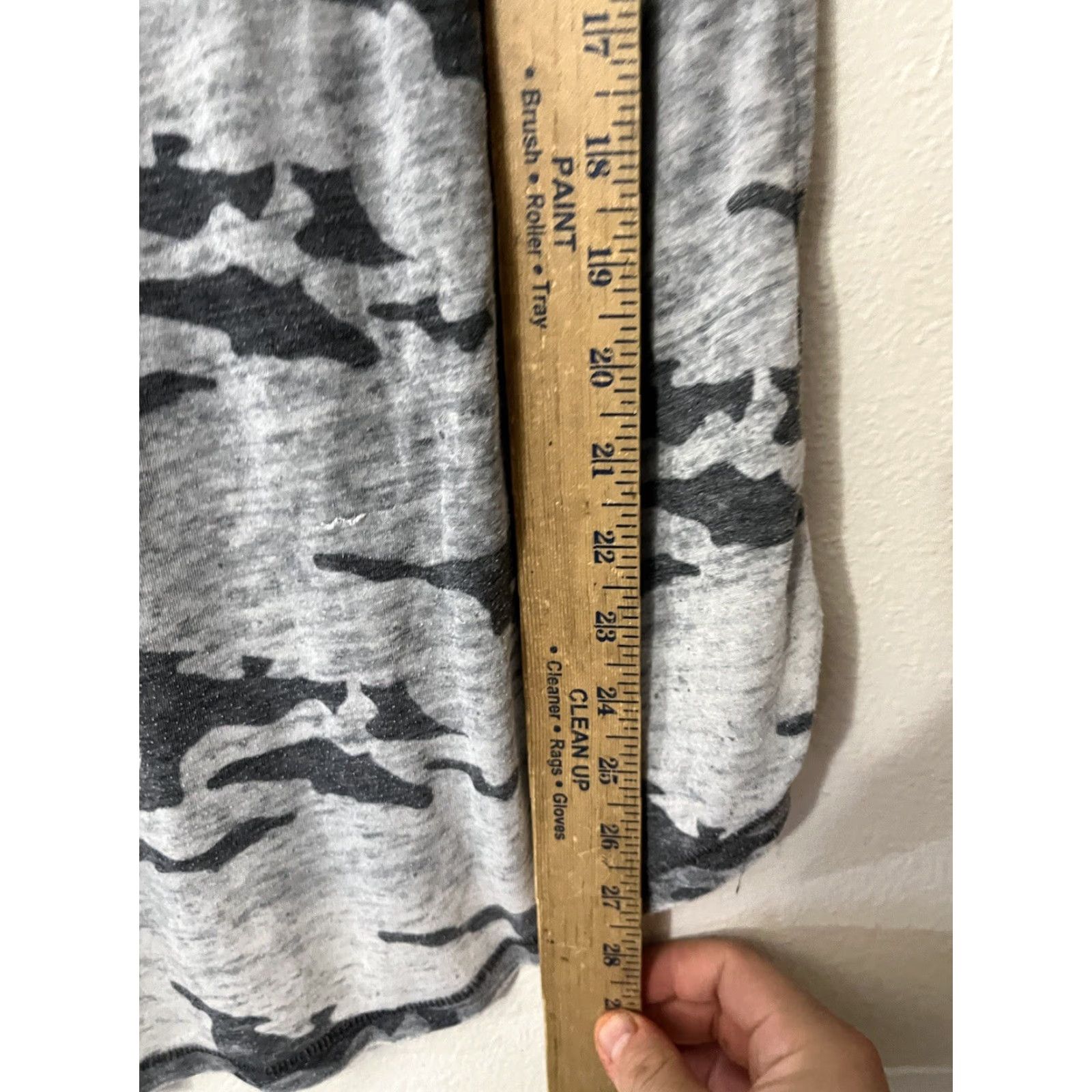 American Eagle Outfitters American Eagle Womens Lightweight Gray Camo T-Shirt Medium Short Sleeve Round Neck Casual Size M / US 6-8 / IT 42-44 - 5 Thumbnail