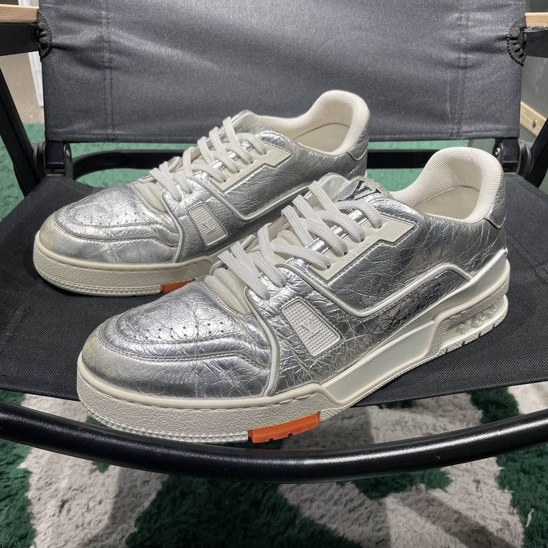 Louis Vuitton Louis Vuitton Metallic Trainer Low Top Sneakers 0089 Size US 8.5 / EU 41-42 - 1 Thumbnail