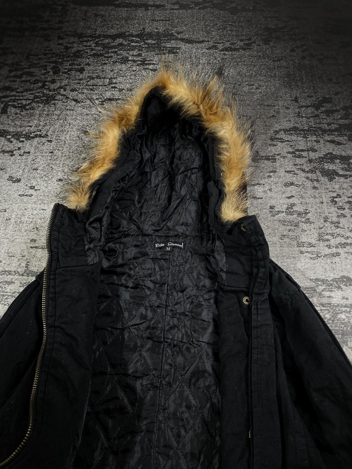 Le Grande Bleu (L.G.B.) 2000s archive if six was nine style fur jacket Size US M / EU 48-50 / 2 - 4 Thumbnail