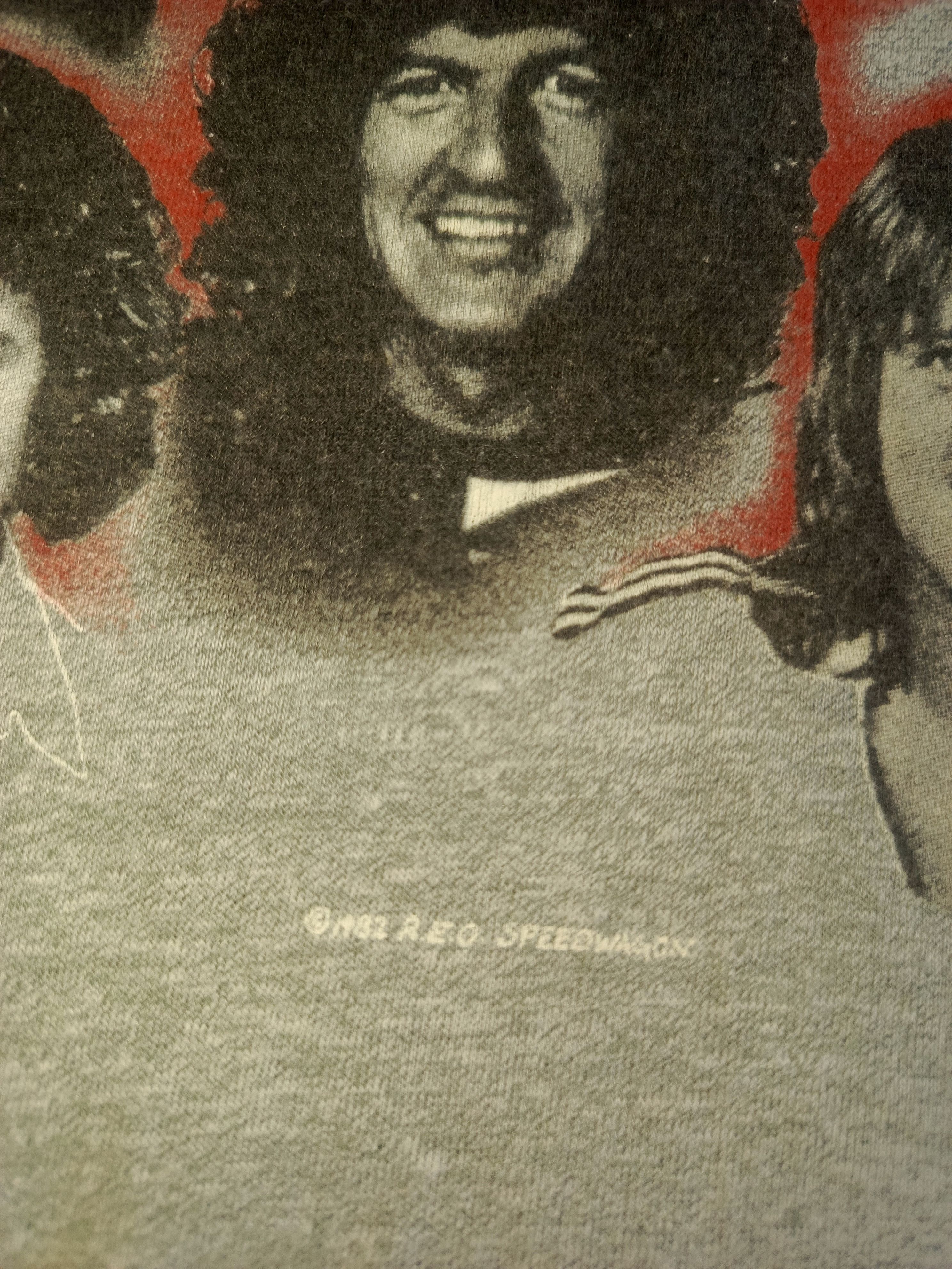 Vintage REO Speedwagon Size US M / EU 48-50 / 2 - 2 Thumbnail