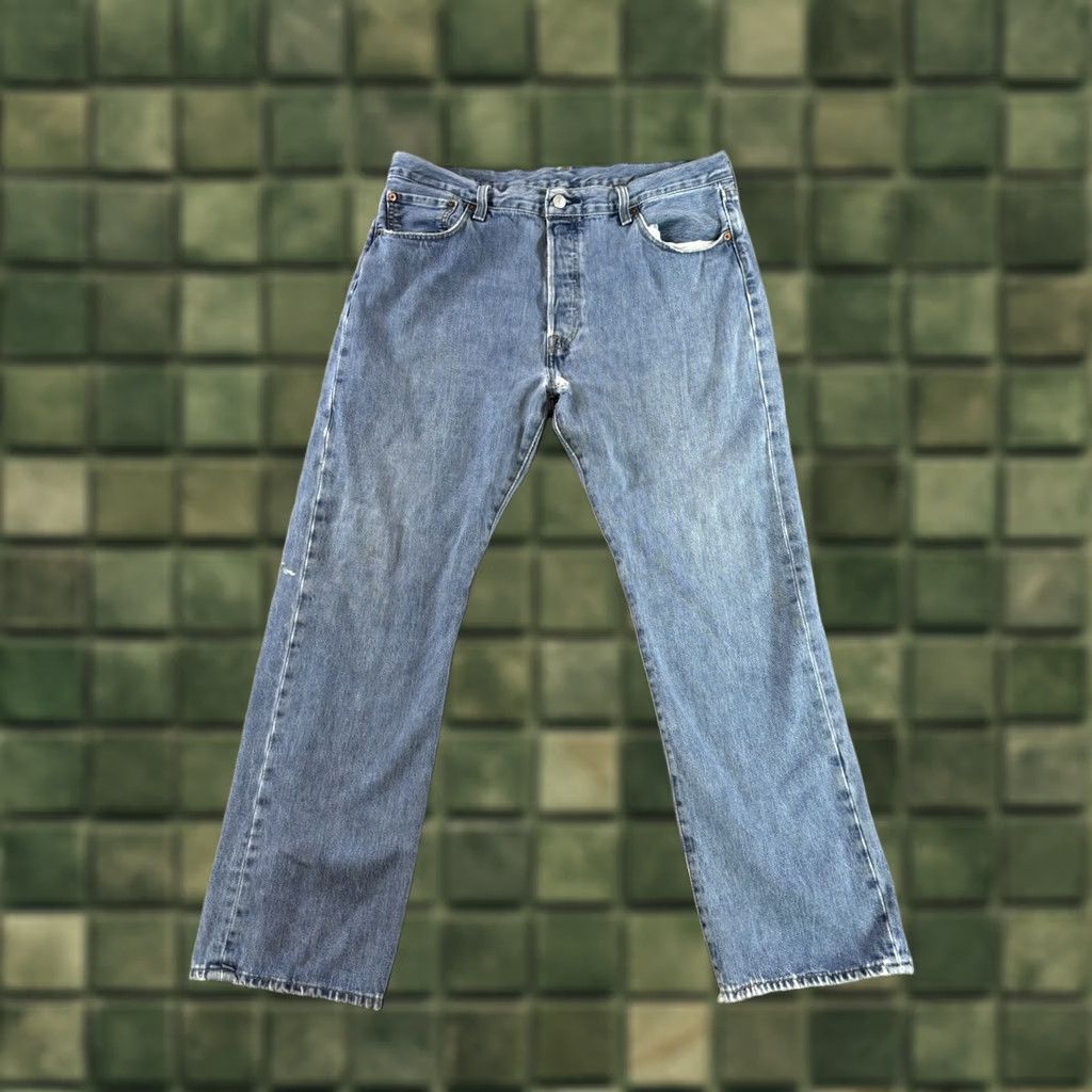 Levi's Levi's 501 Jeans Men's 36x30 Blue Denim Button Fly Straight Classic Regular Size 36 Mens Jeans USA 501 Series Vintage: No Size US 36 / EU 52 - 1 Thumbnail