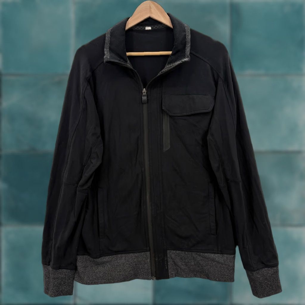 Lululemon Lululemon Jacket Mens Large Black Gray Full Zip Chest Pocket Athletic Jacket Size US L / EU 52-54 / 3 - 1 Thumbnail