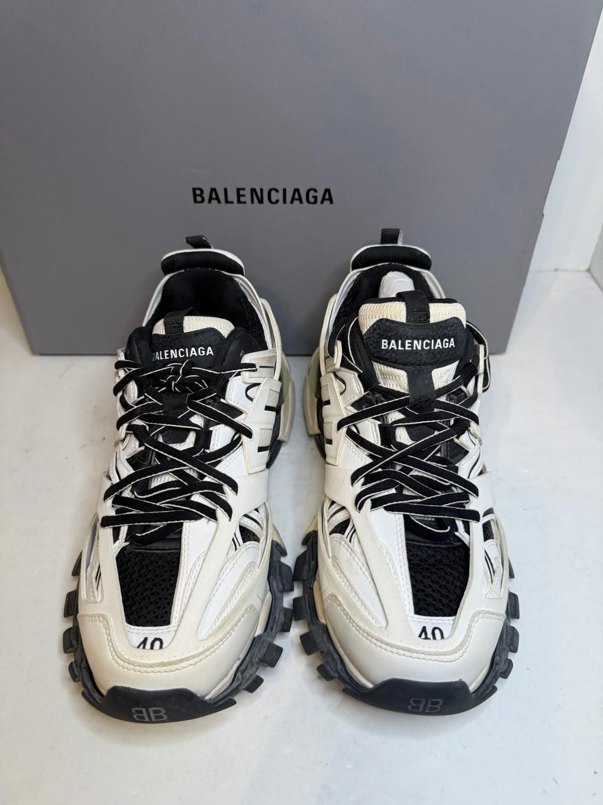 Balenciaga Balenciaga Track Sneakers Black/White SZ 40 Brand New Size US 7 / EU 40 - 2 Thumbnail