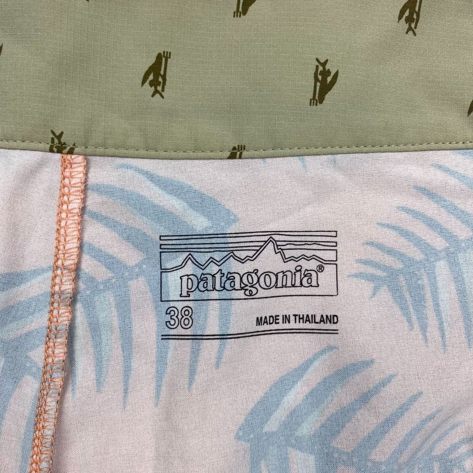 Patagonia Patagonia 19" Stretch Boardshorts Palms of my Heart Peach 38 Size US 38 / EU 54 - 4 Thumbnail