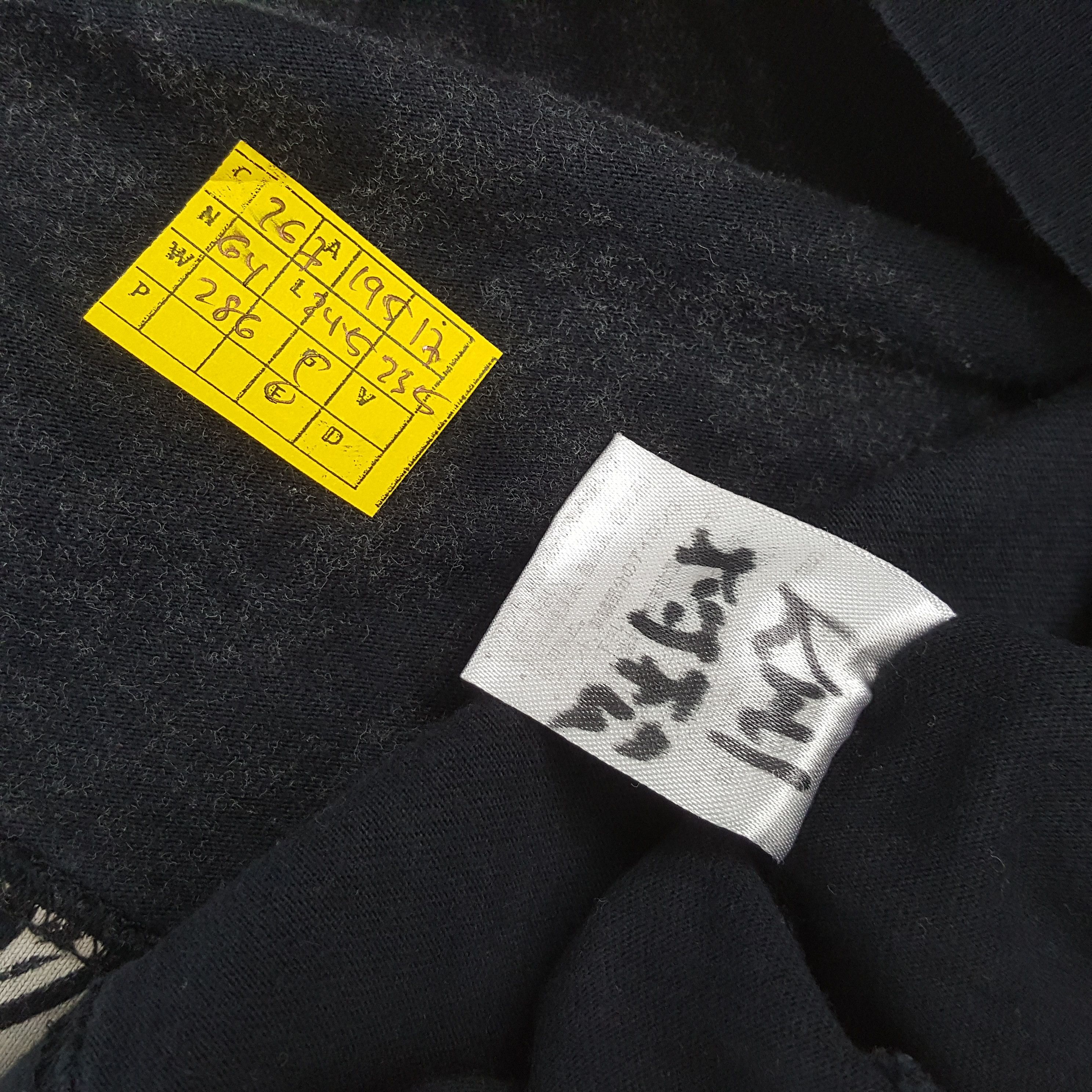 Japanese Brand × Vintage Vintage KARAKURI TAMASHI Japanese Fashion Brand T-Shirt Size US M / EU 48-50 / 2 - 8 Thumbnail