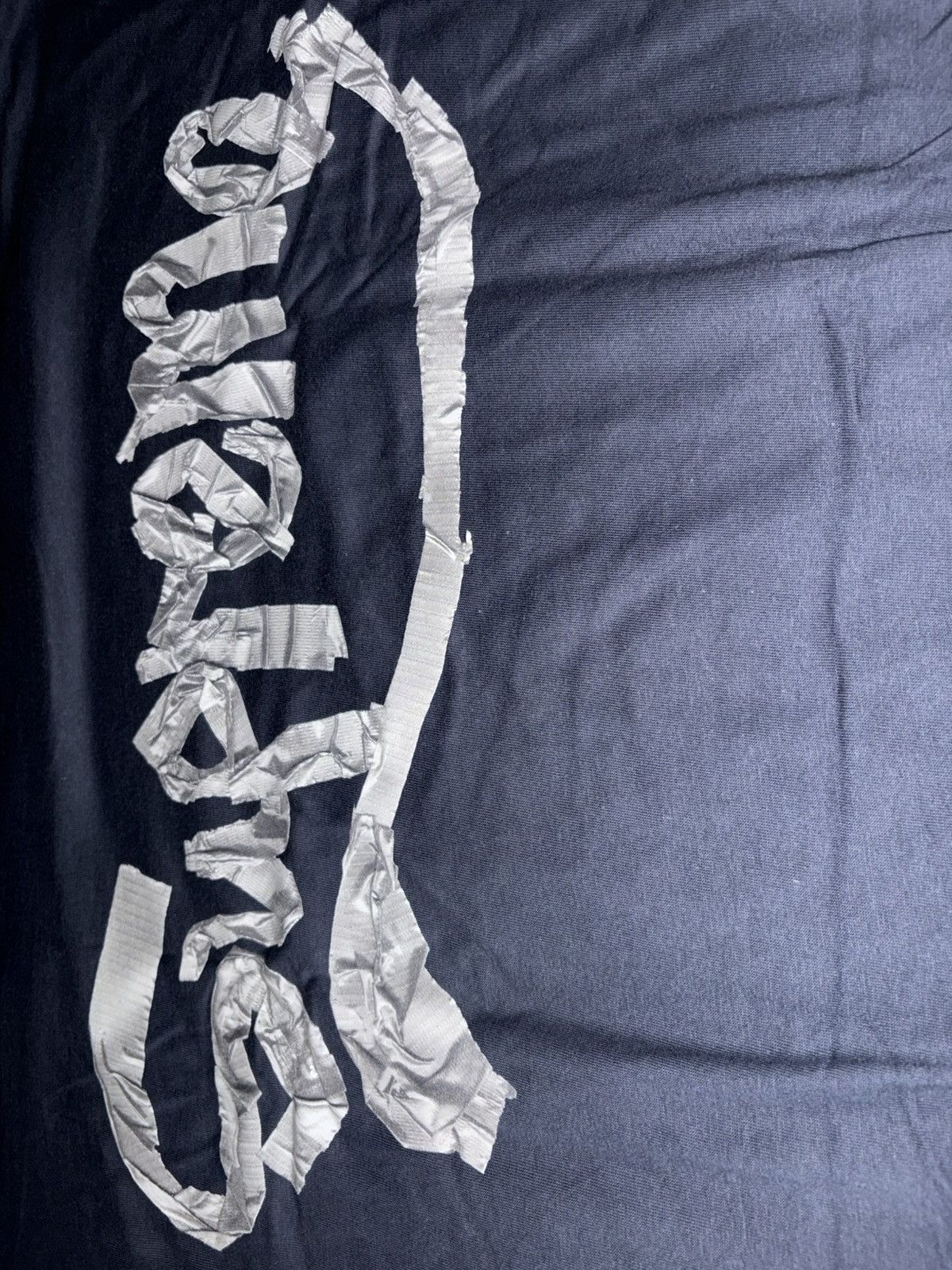 トップス Supreme Tape Tee XL Navy Buy Supreme Tape Tee 'Navy' - SS25T8 NAVY | GOAT