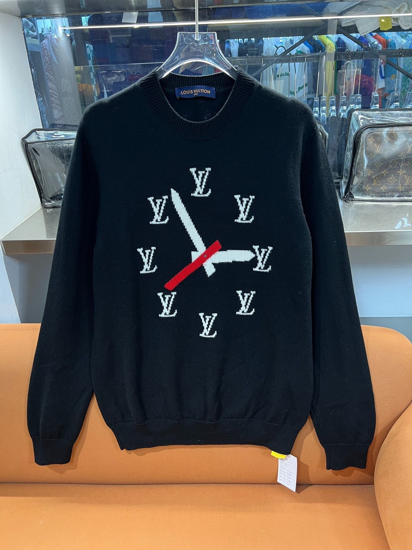 Louis Vuitton Louis Vuitton 23FW Clock Pattern Crewneck Size US L / EU 52-54 / 3 - 1 Thumbnail