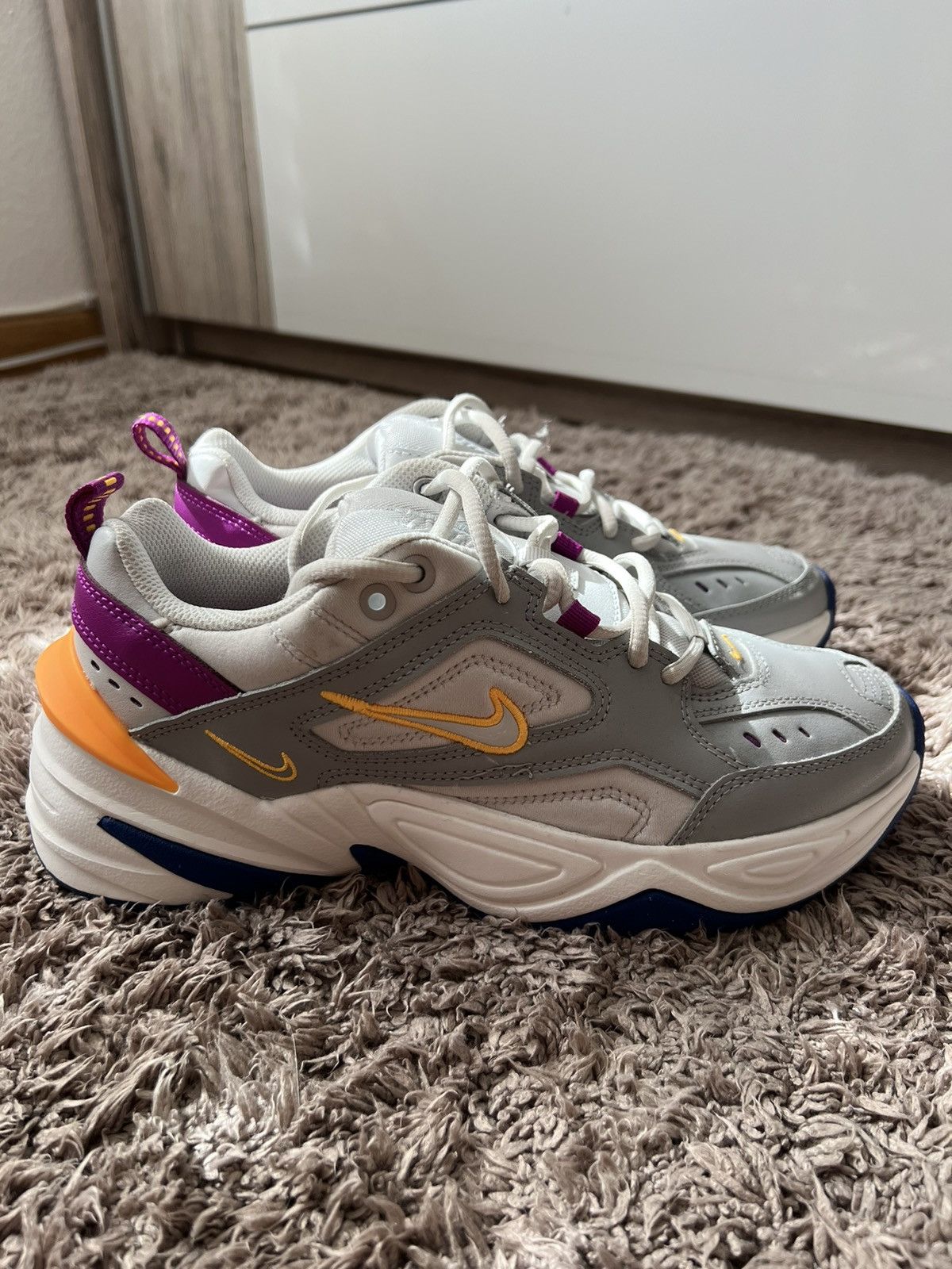 Nike Nike grey Trainers Sneakers Size US 8.5 / IT 38.5 - 7 Thumbnail