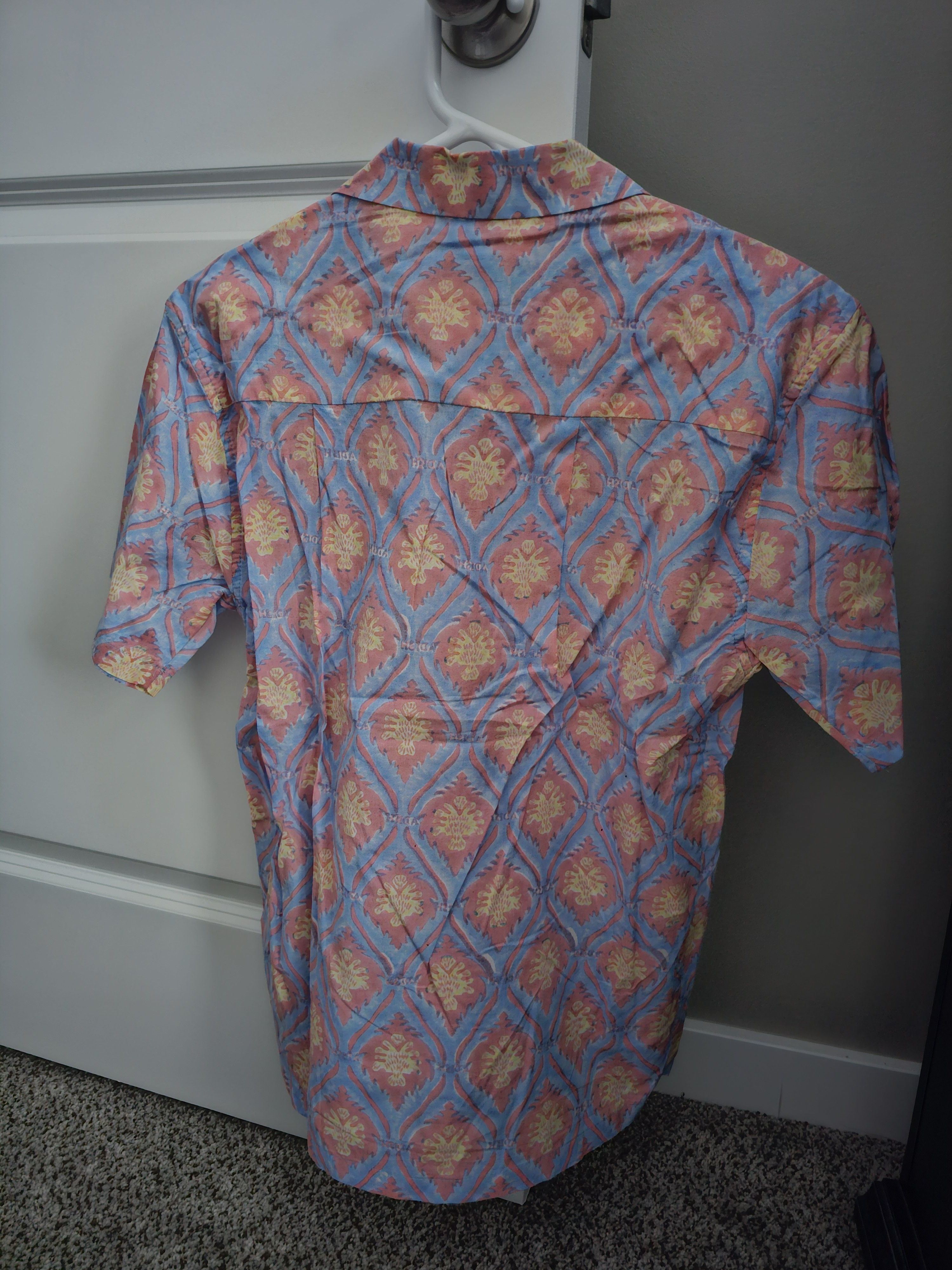 Adish Adish short sleeve button up shirt Size US S / EU 44-46 / 1 - 3 Thumbnail