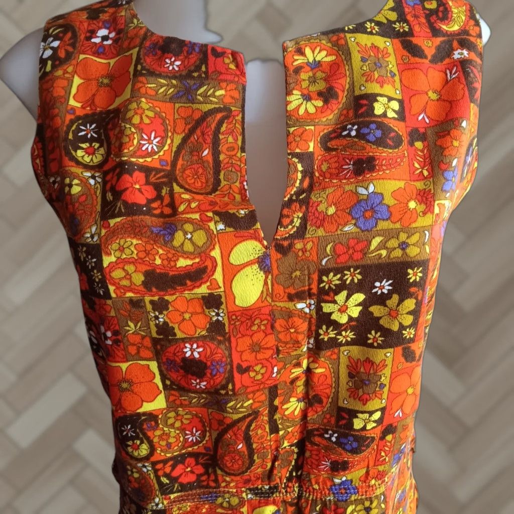 VINTAGE 1970s Handmade Floral Patchwork Mini Dress Sleeveless Boho Casual Orange Womens S