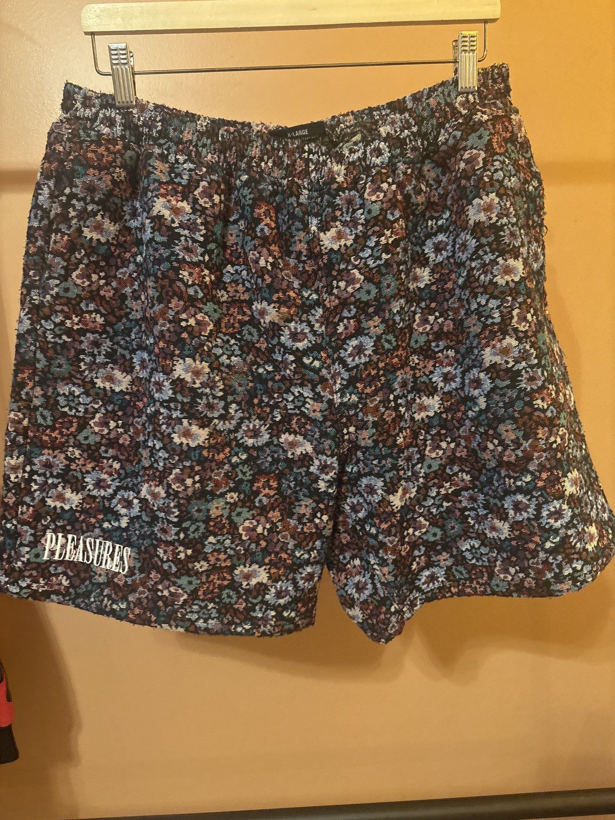 Pleasures Pleasures floral shorts Size US 36 / EU 52 - 1 Thumbnail