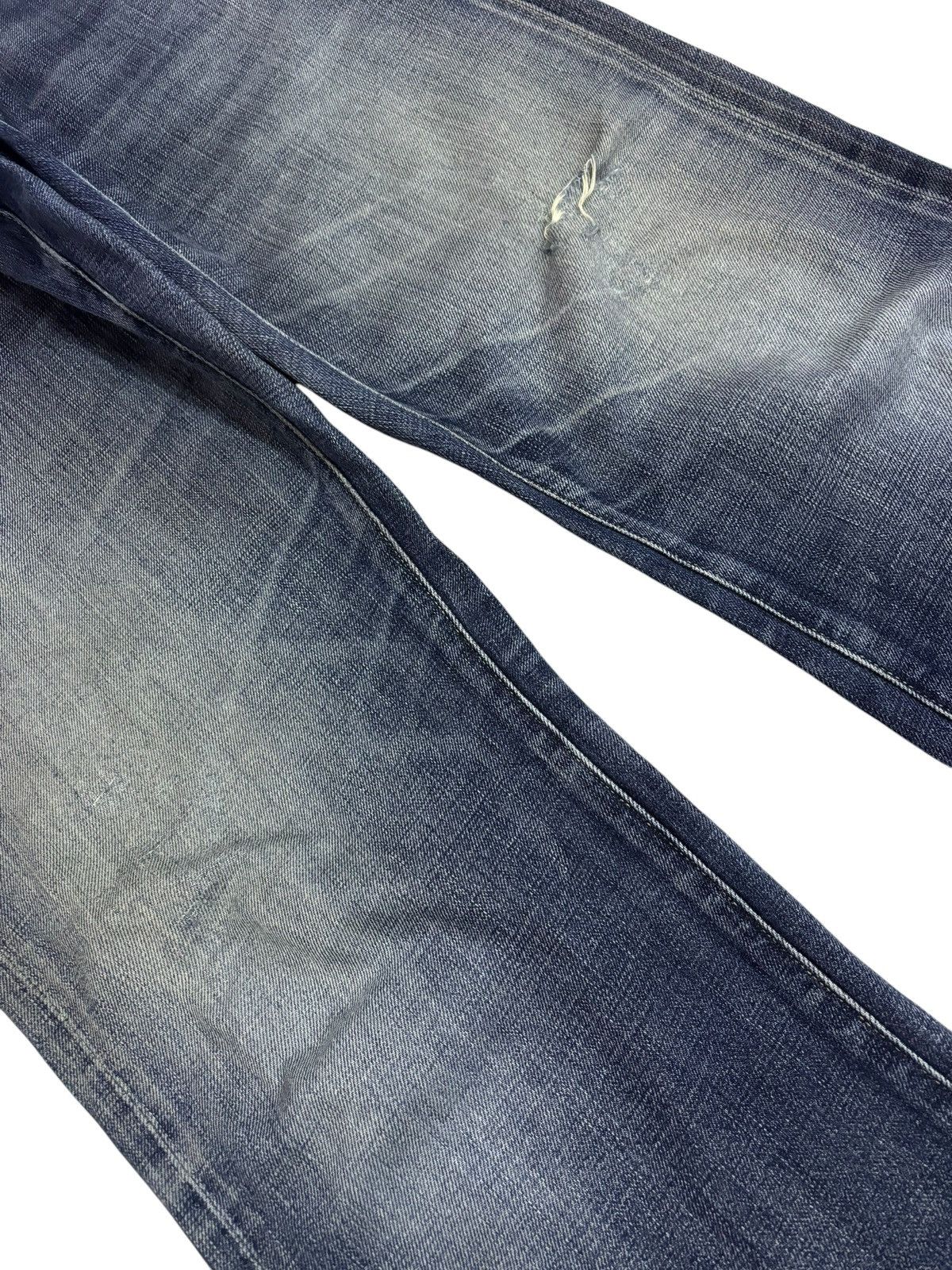 Japanese Brand × Kaihara Denim × Self Edge Vintage Kaihara Uniqlo Selvedge Faded Blue Washed Jeans Size US 37 - 6 Thumbnail