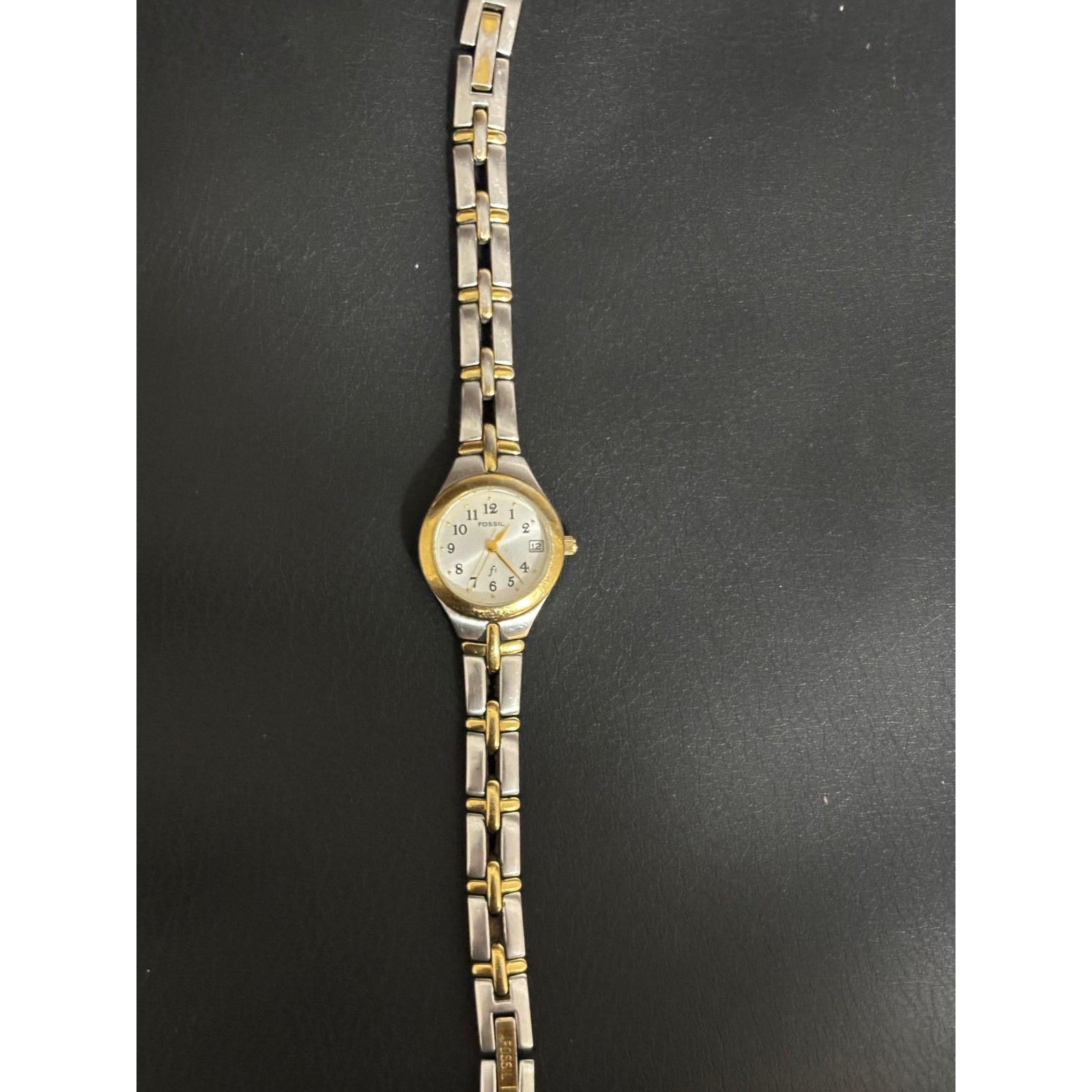 Fossil Vintage Fossil 2-Tone Women’s Watch! New Battery! Size ONE SIZE - 8 Thumbnail