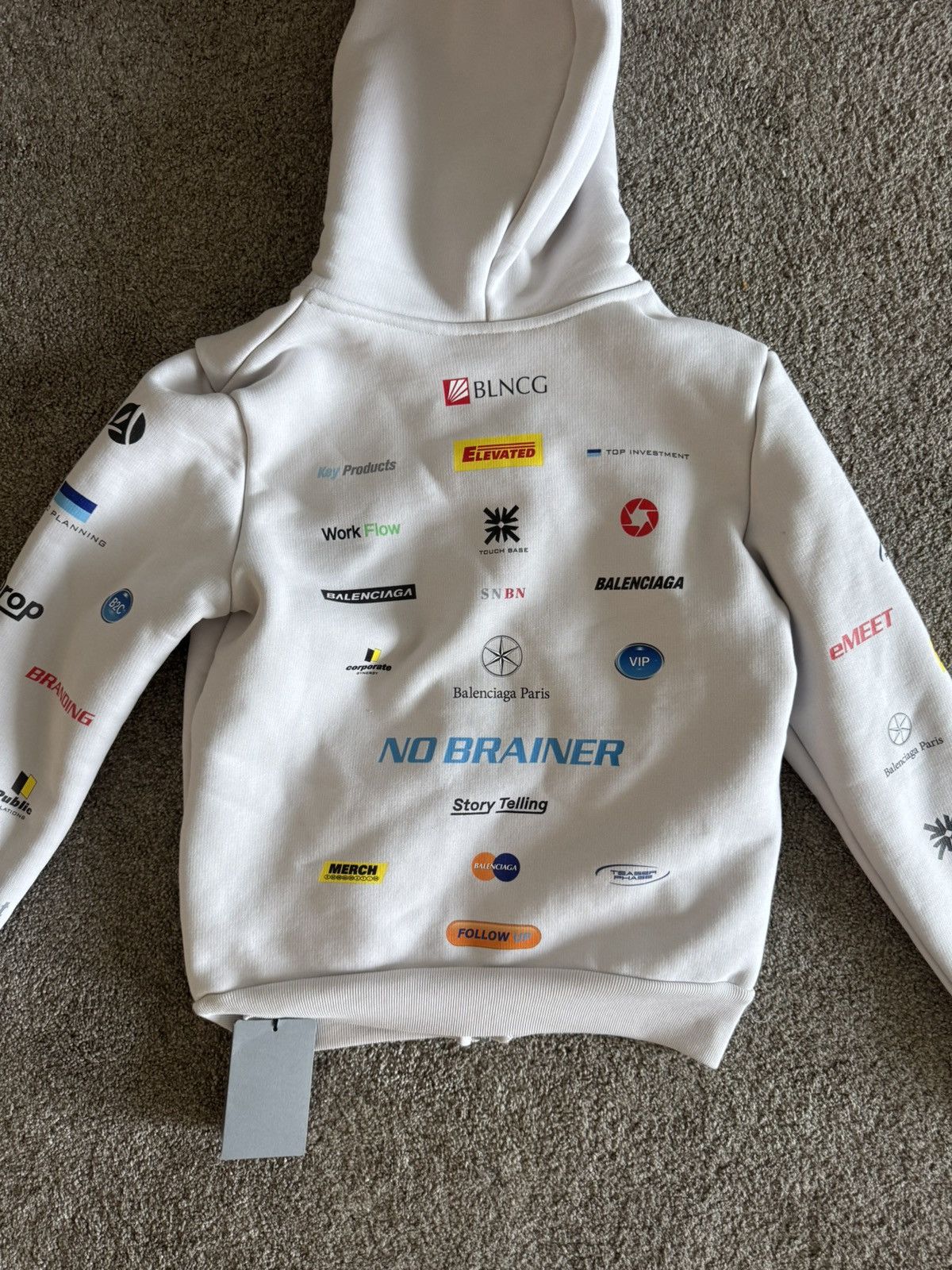 Balenciaga Balenciaga Business English Logo Zip Hoodie White Size S NWT Size S / US 4 / IT 40 - 5 Thumbnail
