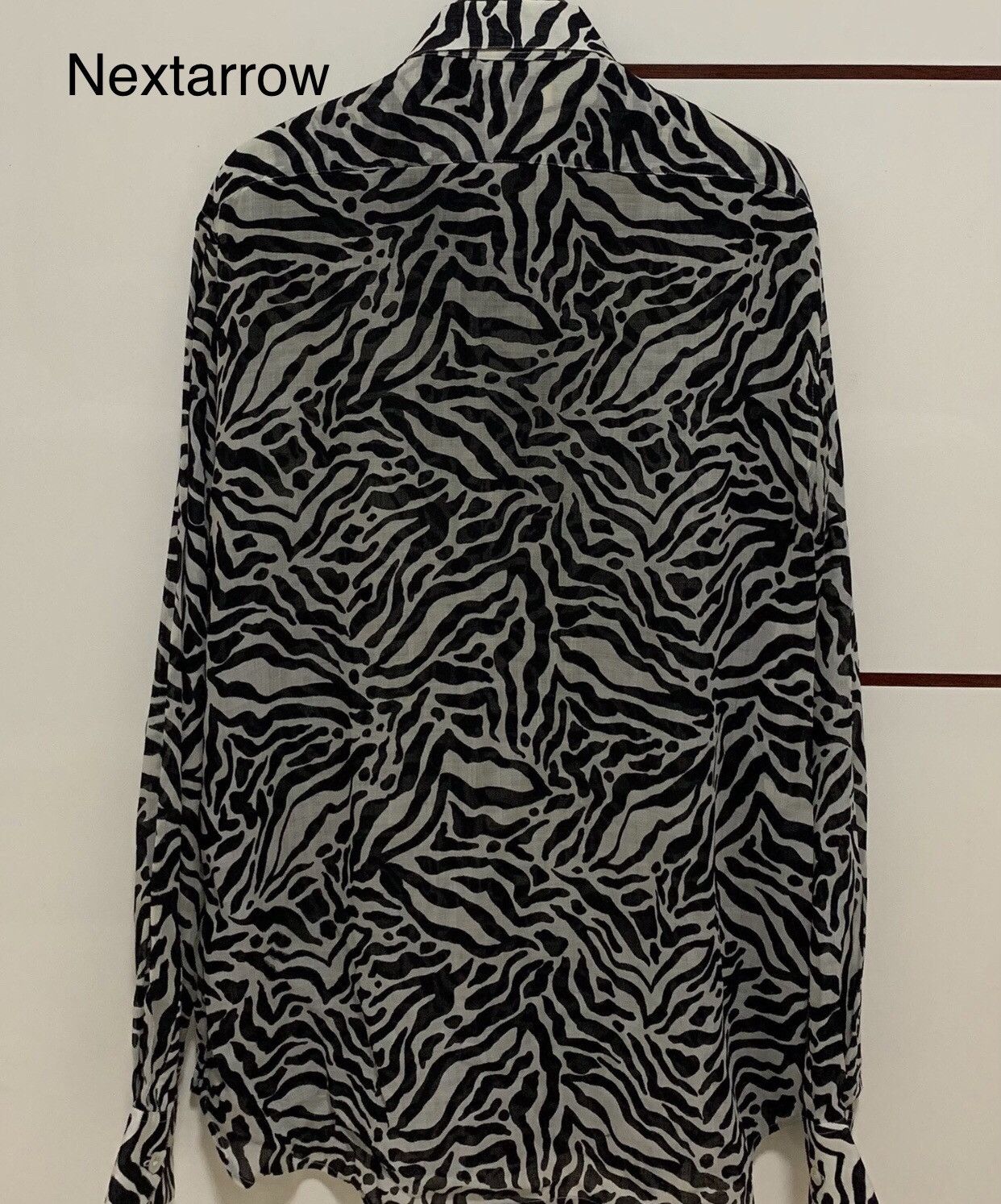Saint Laurent Paris Saint Laurent SLP 19FW Tiger Pattern Shirt2412-Nextarrow Size US XS / EU 42 / 0 - 2 Thumbnail