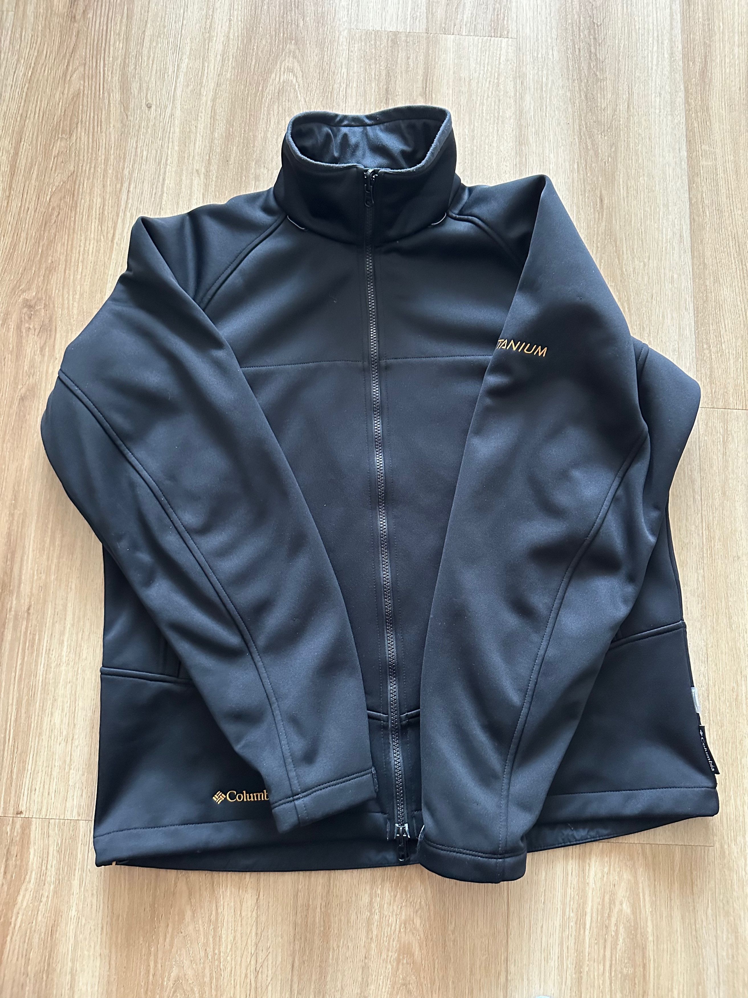 Columbia COLUMBIA Titanium Softshell waterproof breathable jacket Size US L / EU 52-54 / 3 - 13 Thumbnail