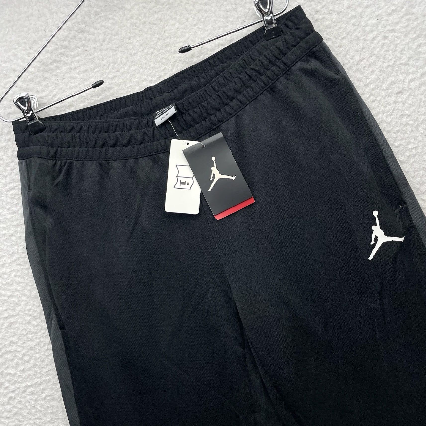 Nike Nike Fight Knit Pants Womens M Black Gray Jogger Tapered 30" Dri-Fit Pockets Elastic Waist Activewear Size 32" / US 10 / IT 46 - 2 Thumbnail