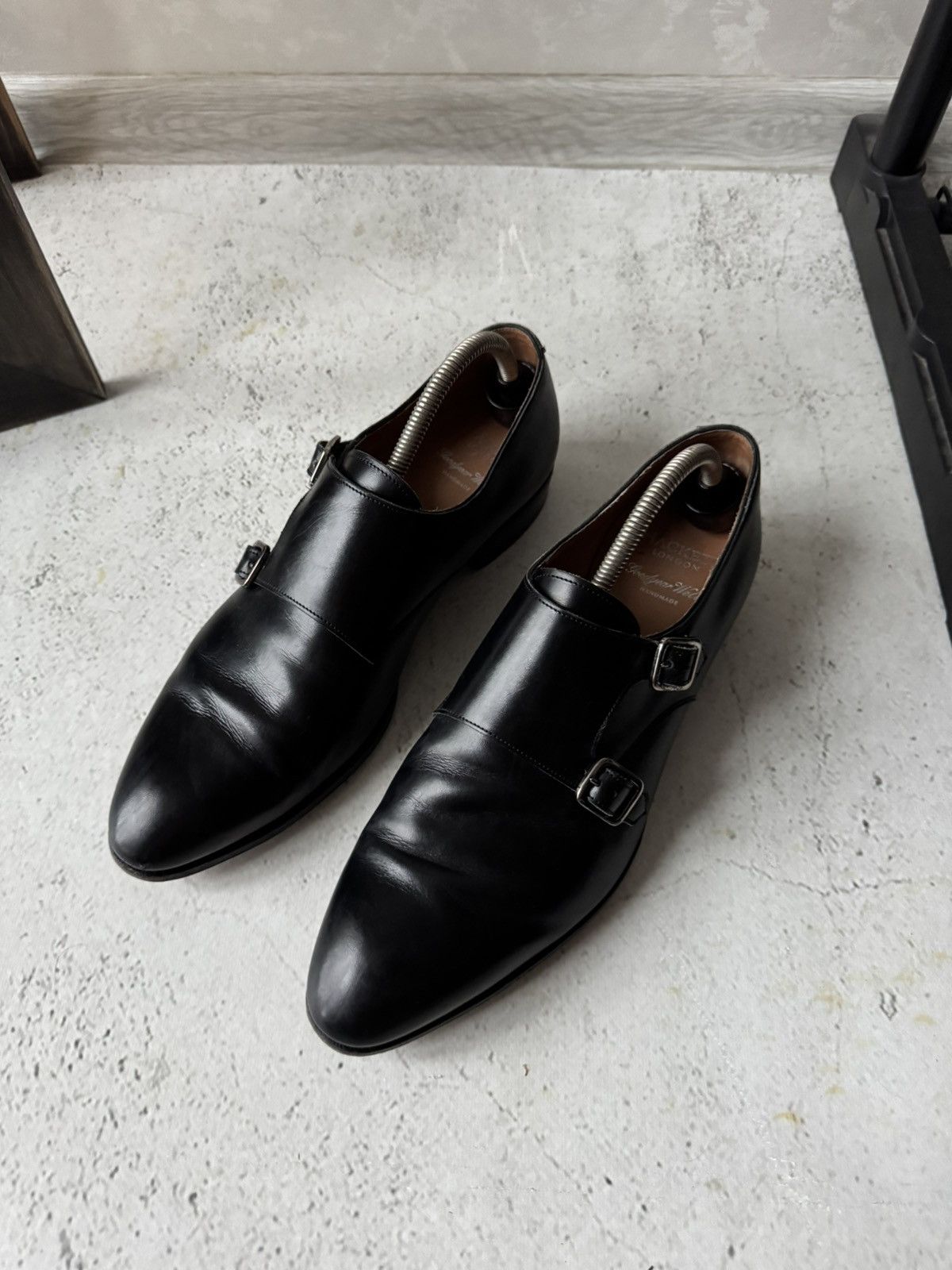 Hackett Hackett London Double Monk Black Mens 9 Classic Dress Shoes Size US 9 / EU 42 - 1 Thumbnail