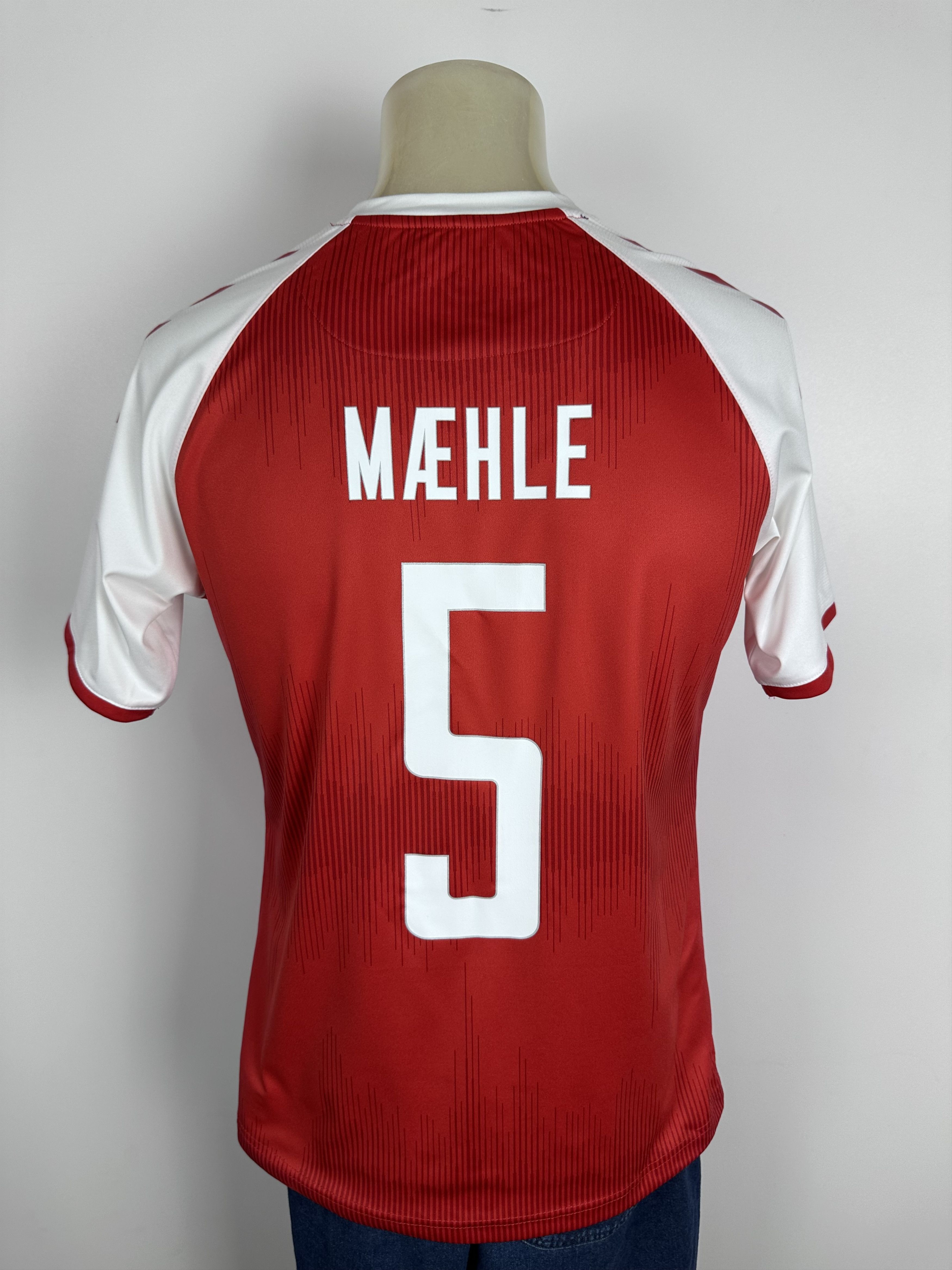 Hummel DENMARK 2021 2022 FOOTBALL SHIRT SOCCER JERSEY #5 MAEHLE Size US M / EU 48-50 / 2 - 1 Thumbnail