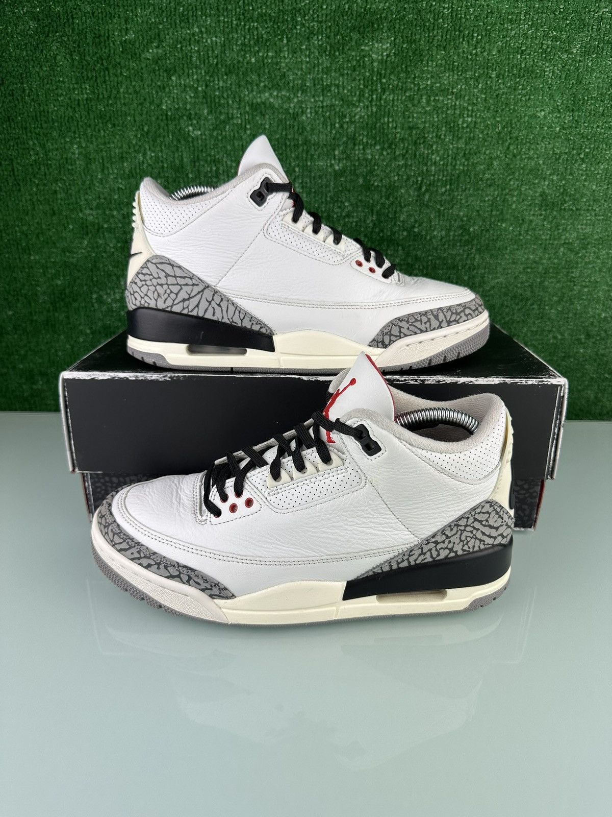 Jordan Brand Jordan 3 Retro Mid White Cement Reimagined Size 7M Size US 7 / EU 40 - 2 Thumbnail