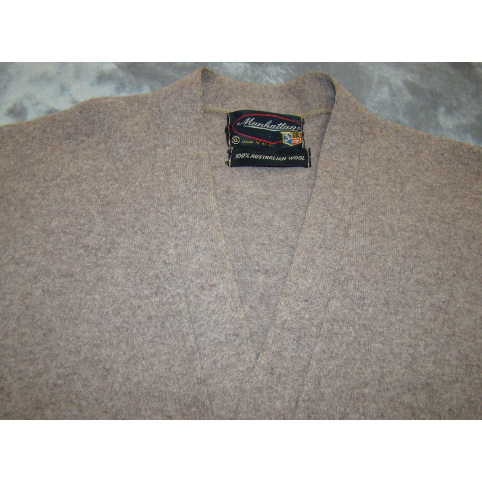 Vintage VINTAGE Manhattan Australian Wool Mens XL Knit Brown Cardigan Sweater Size US XL / EU 56 / 4 - 2 Thumbnail