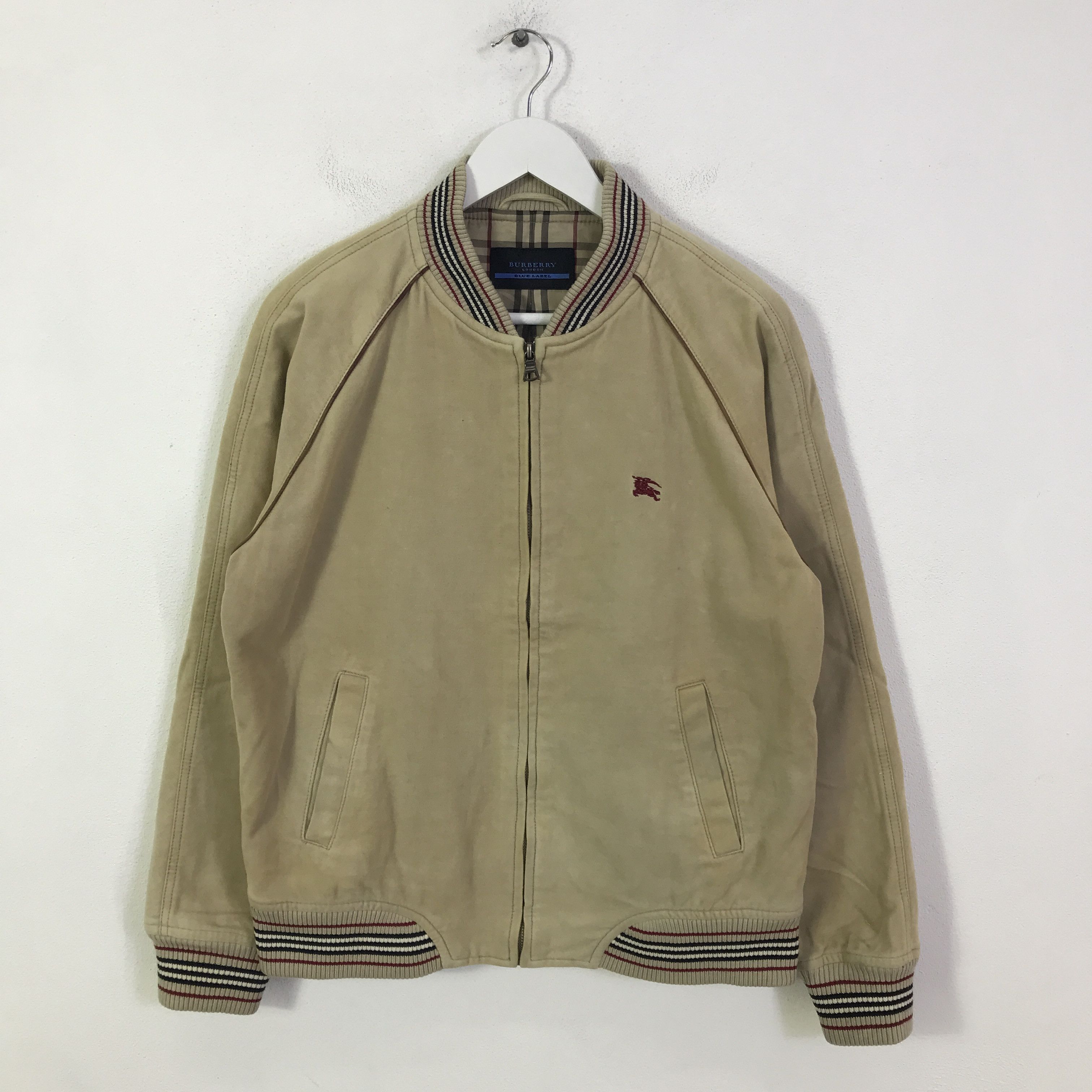 Burberry burberry blue label faded jacket K115B16 Size US L / EU 52-54 / 3 - 1 Thumbnail