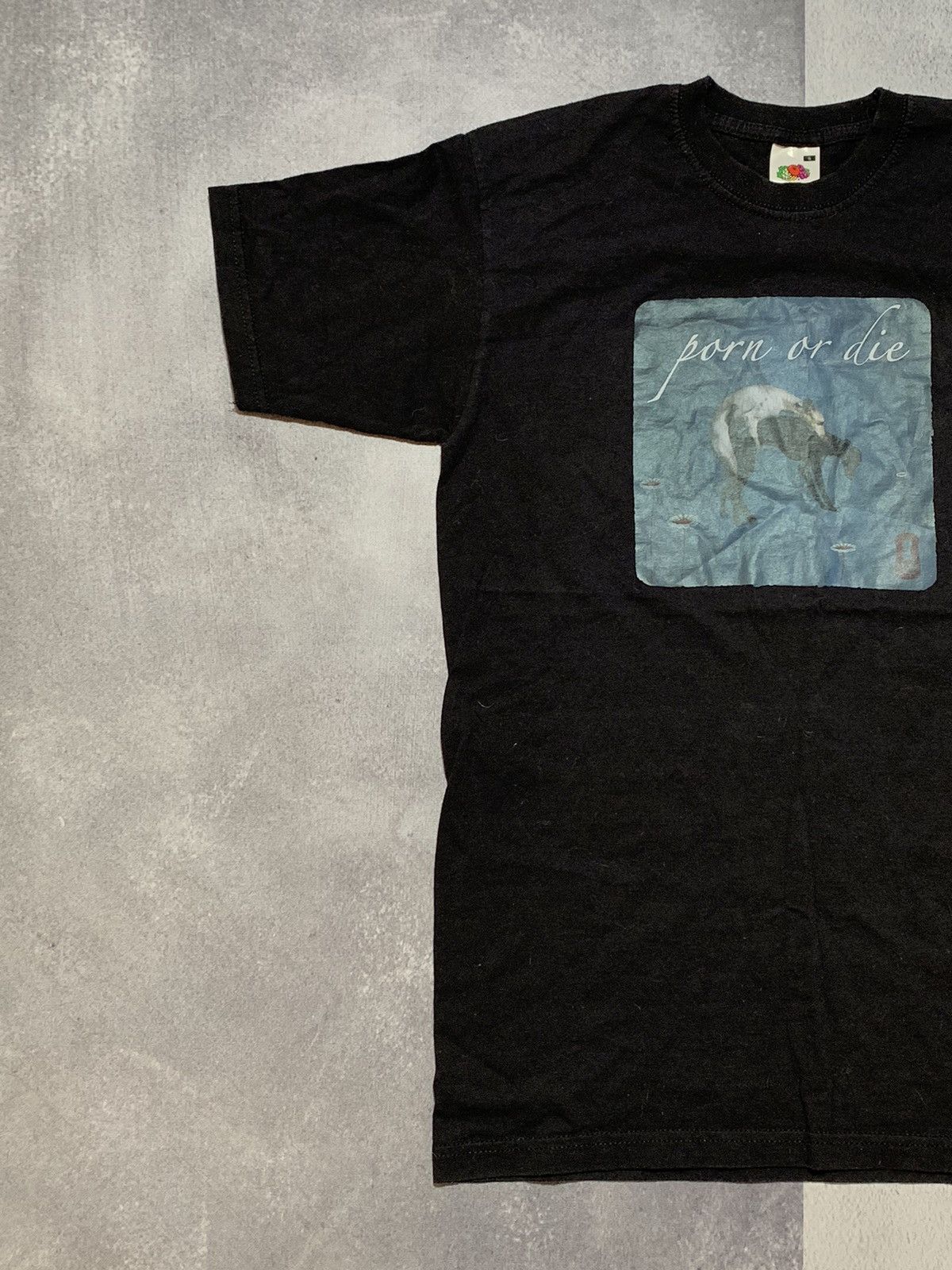 Vintage Vintage Y2K “ Porn or die “humour tee big logo size S Size US S / EU 44-46 / 1 - 2 Thumbnail