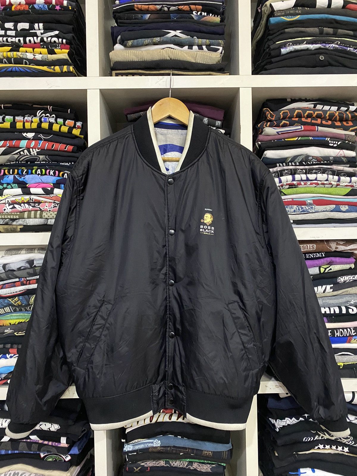 Japanese Brand Vintage Suntory Coffee Boss Black Gold Jacket Size US XL / EU 56 / 4 - 15 Thumbnail