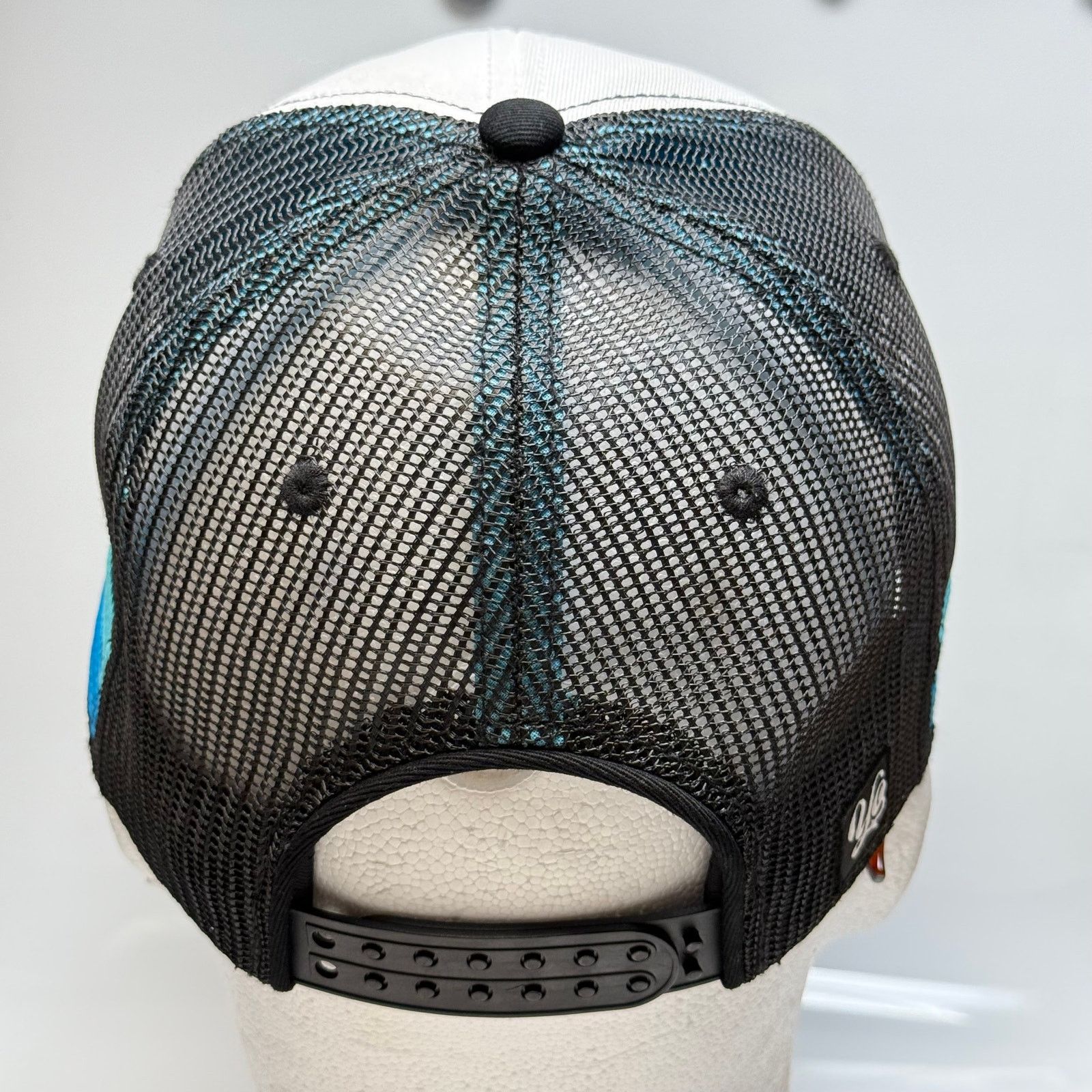 & Other Stories GoPro Mountain Games Vail Trucker Hat Mesh Snapback Cap OSFA Size ONE SIZE - 3 Thumbnail