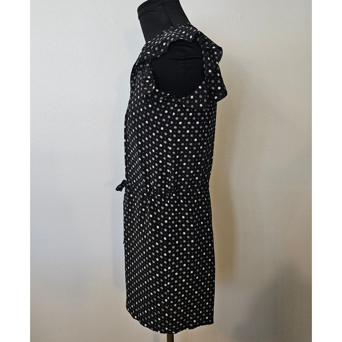 Madewell EUC Madewell Silk Black Polka Dot Petalplay Romper XXS Size 24" / US 00 / IT 34 - 4 Thumbnail