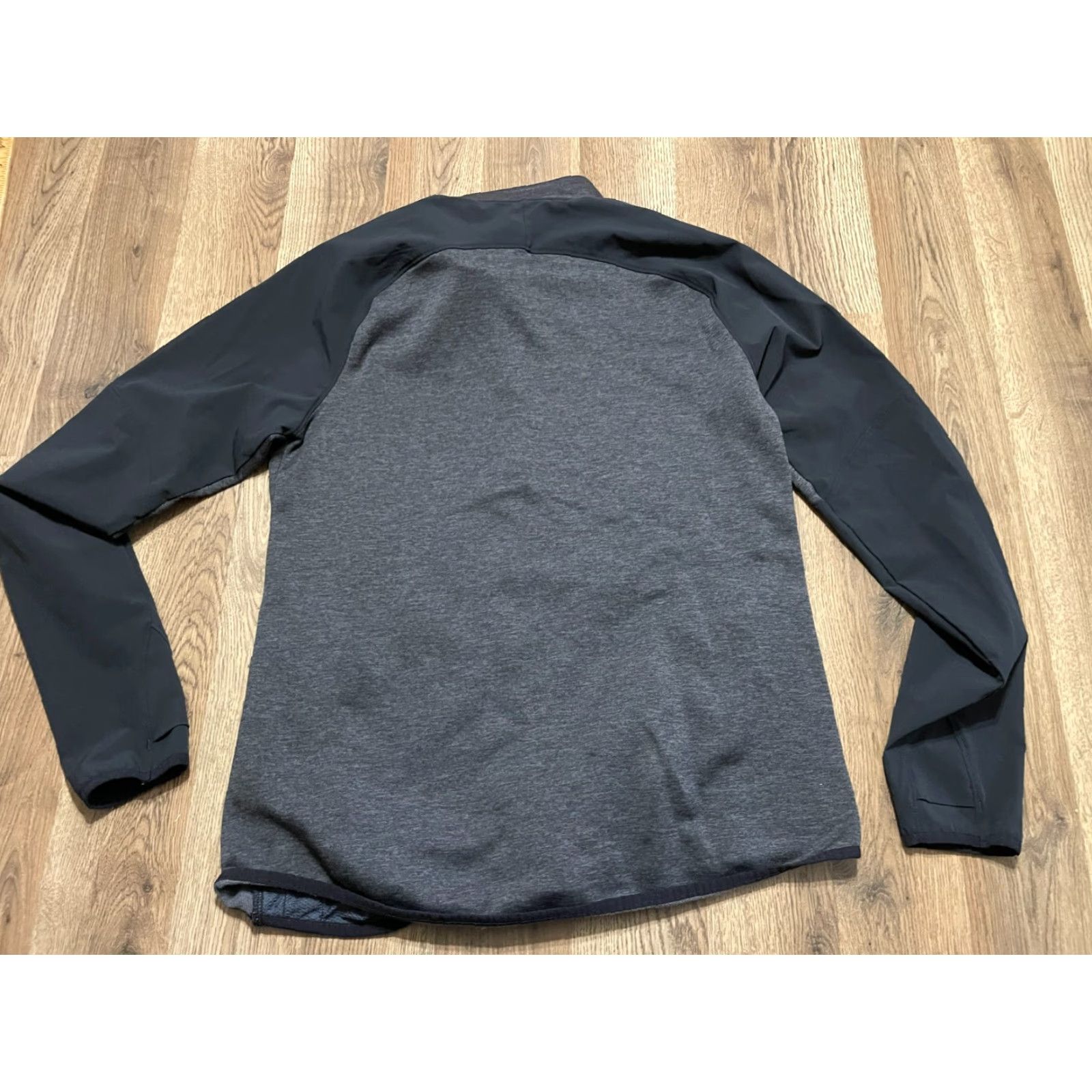 Under Armour Under armour Sweatshirt Women Large Black 1/4 Zip Cold Gear Pullover Long Sleeve Casual Modern Size L / US 10 / IT 46 - 2 Thumbnail