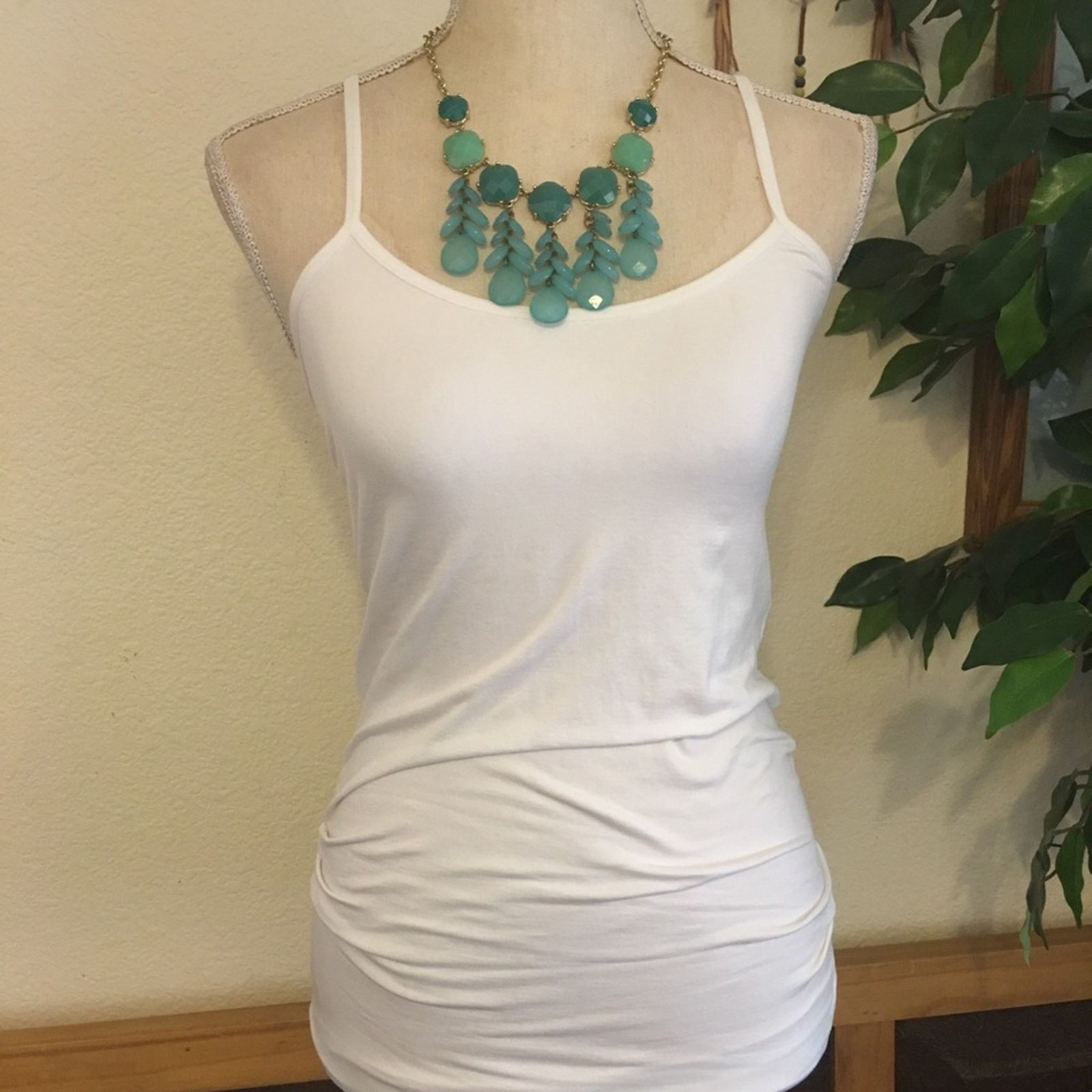 Jewelry Ocean tone faceted chandelier style necklace Size ONE SIZE - 4 Thumbnail