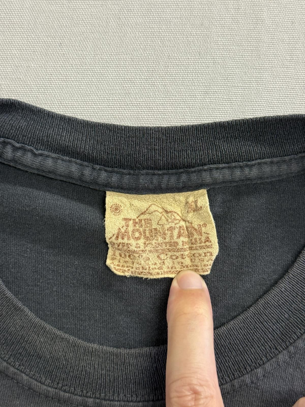 The Mountain Vintage Pirate Skull & Guns - The Mountain Leather Tag Faded Size US XL / EU 56 / 4 - 2 Thumbnail