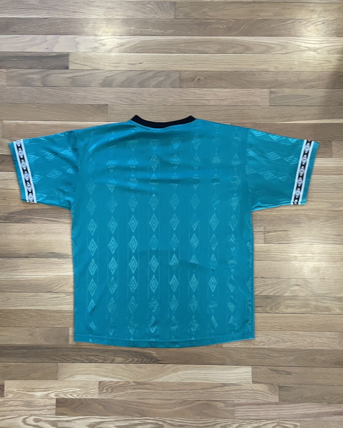Umbro umbro Soccer t-shirt men xl Size US XL / EU 56 / 4 - 3 Thumbnail