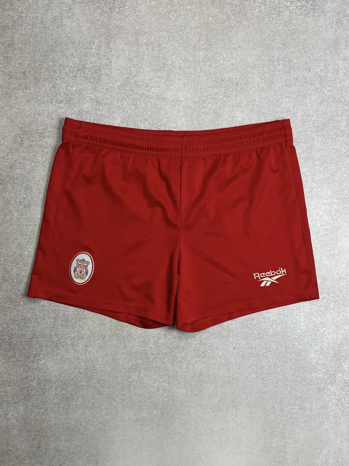 Reebok Vintage 90s Reebook Liverpool Football Shorts Rare M Size US 32 / EU 48 - 1 Thumbnail