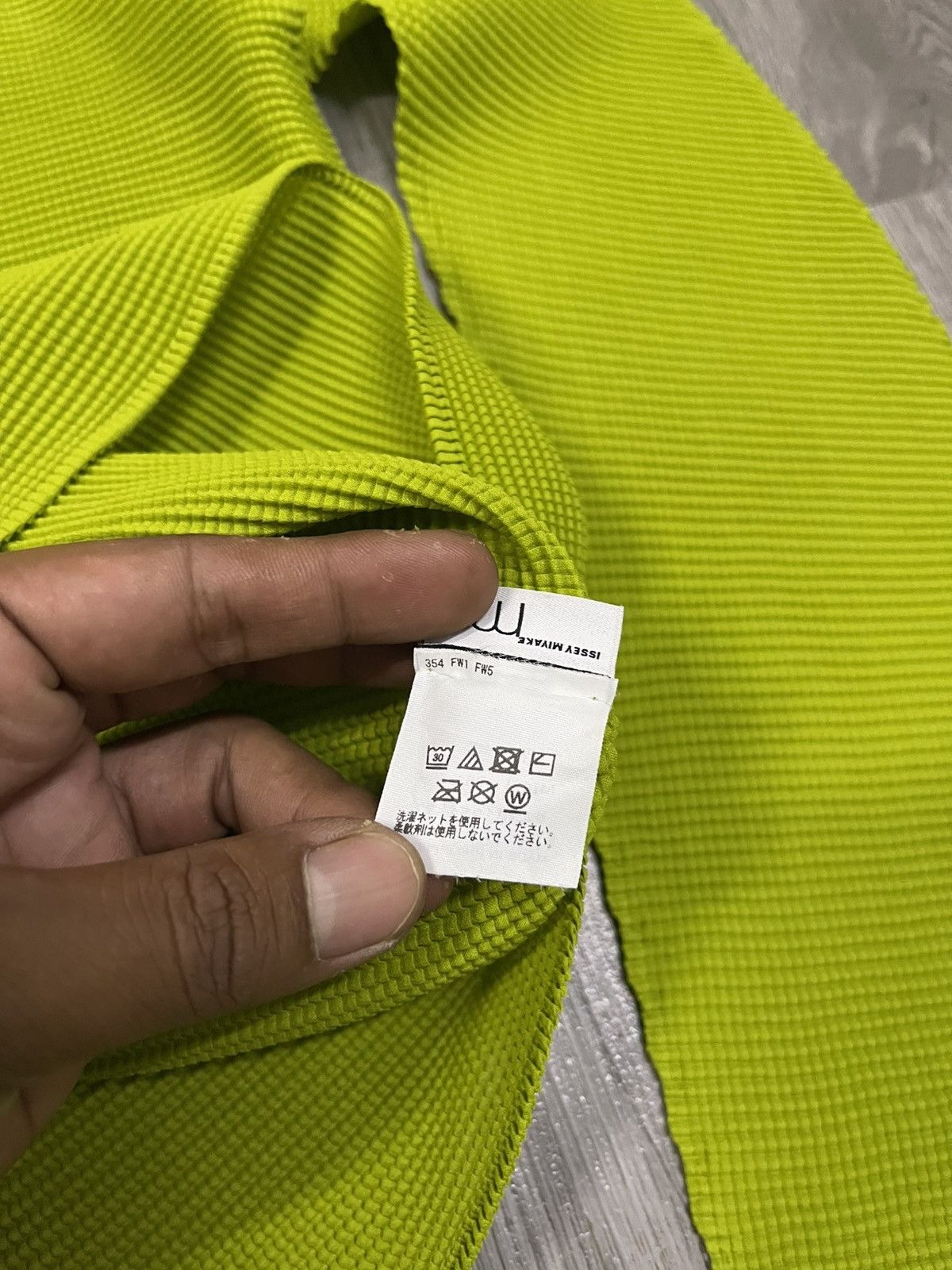 Pleats Please Issey Miyake Issey Miyake Pleated hi neck top Size M / US 6-8 / IT 42-44 - 4 Thumbnail