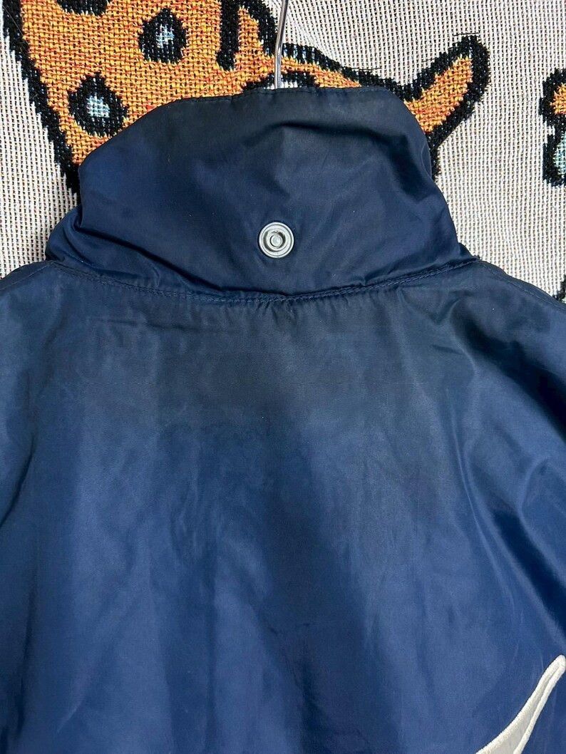 Nike Vintage 90s Nike Jacket size X fits like Medium Size US M / EU 48-50 / 2 - 7 Thumbnail