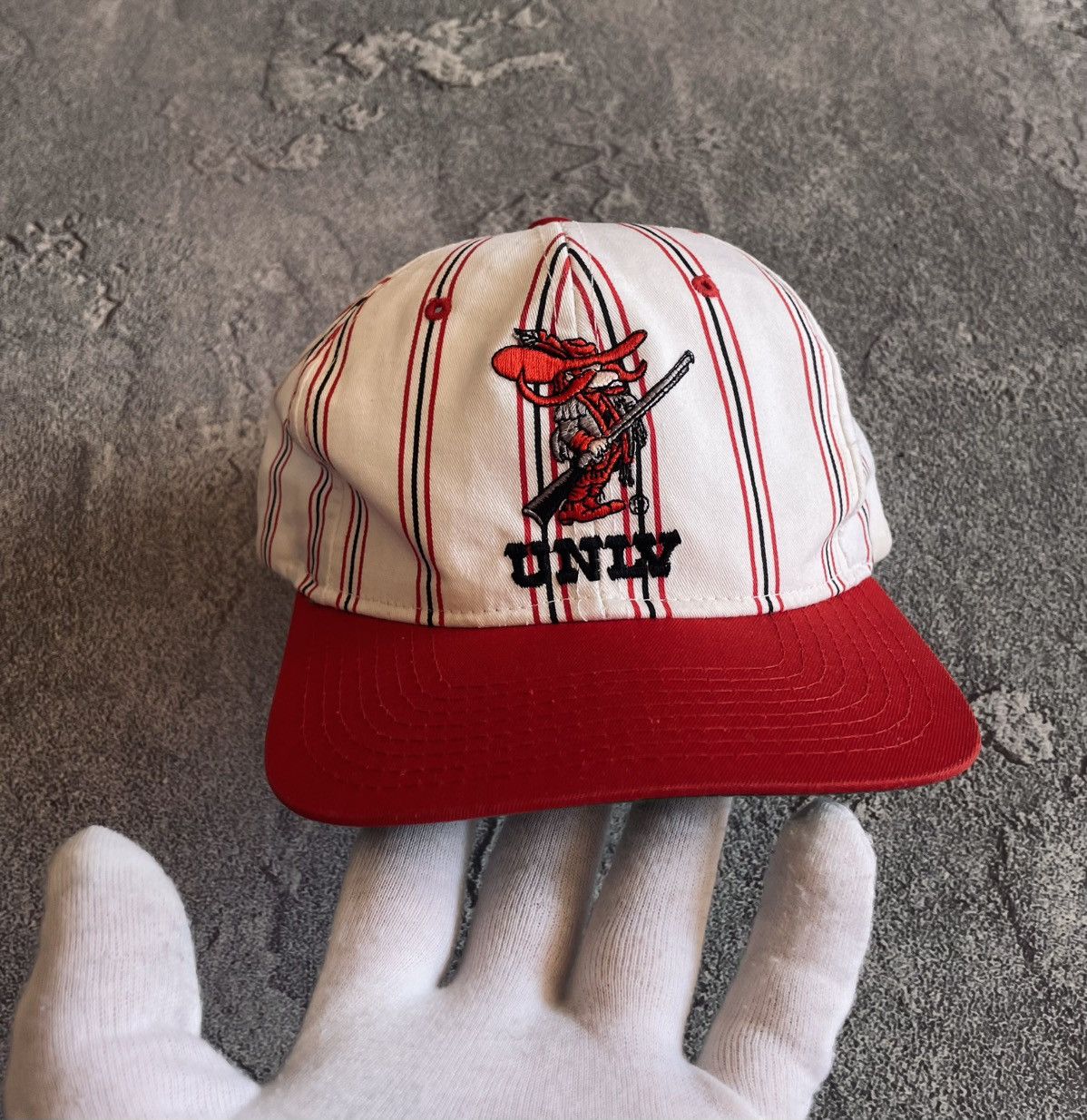 Starter VTG Starter NBA UNLV RUNNIN REBELS Striped Cap / Snapback Size ONE SIZE - 6 Thumbnail