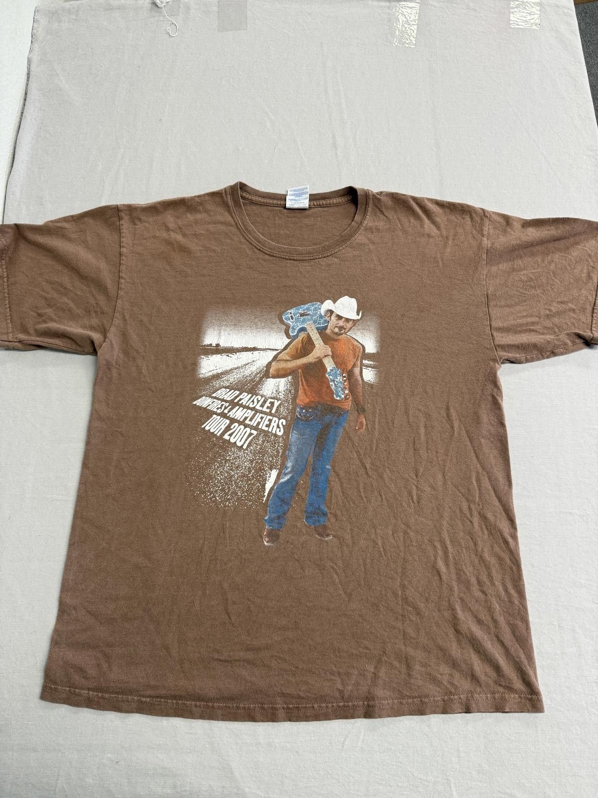 Gildan Brad Paisley Tour T-shirt Hershey's Bonfires Amplifiers 2007 Size US L / EU 52-54 / 3 - 1 Thumbnail