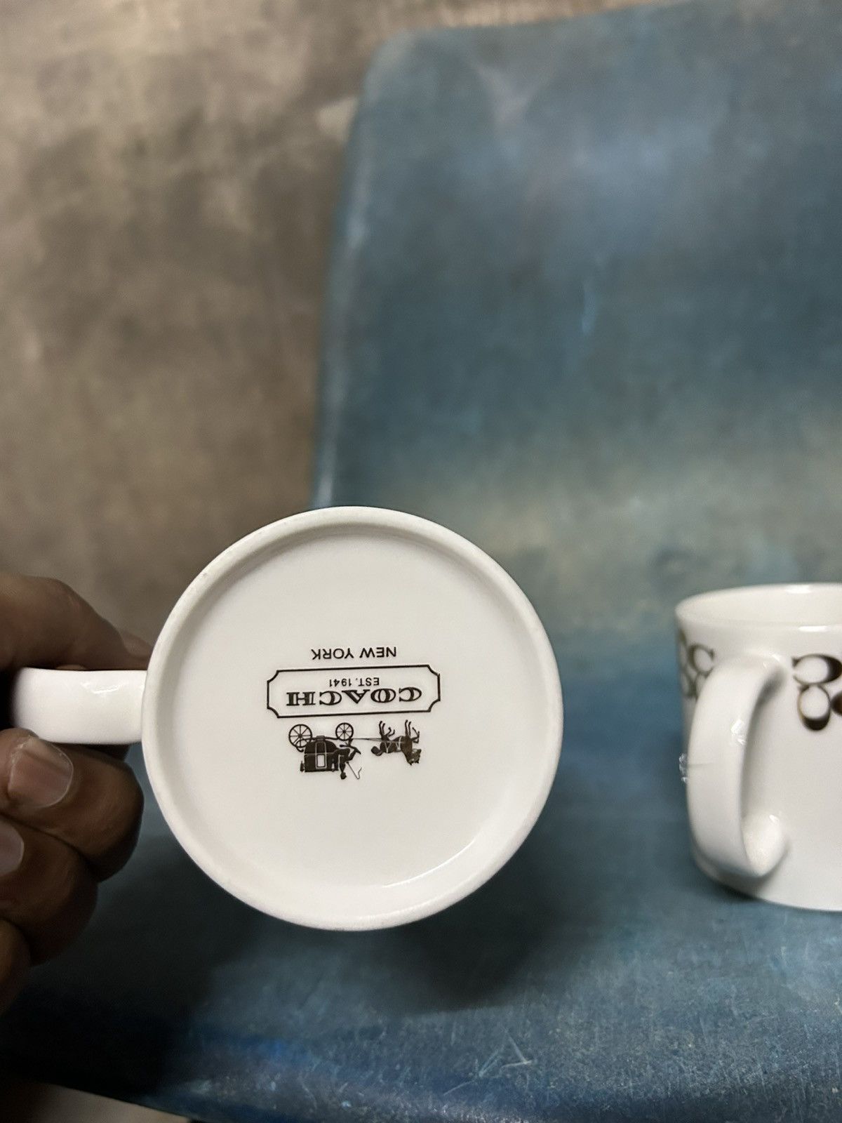 Coach Signature Monogram Gold Exclusive Mugs Size ONE SIZE - 7 Thumbnail
