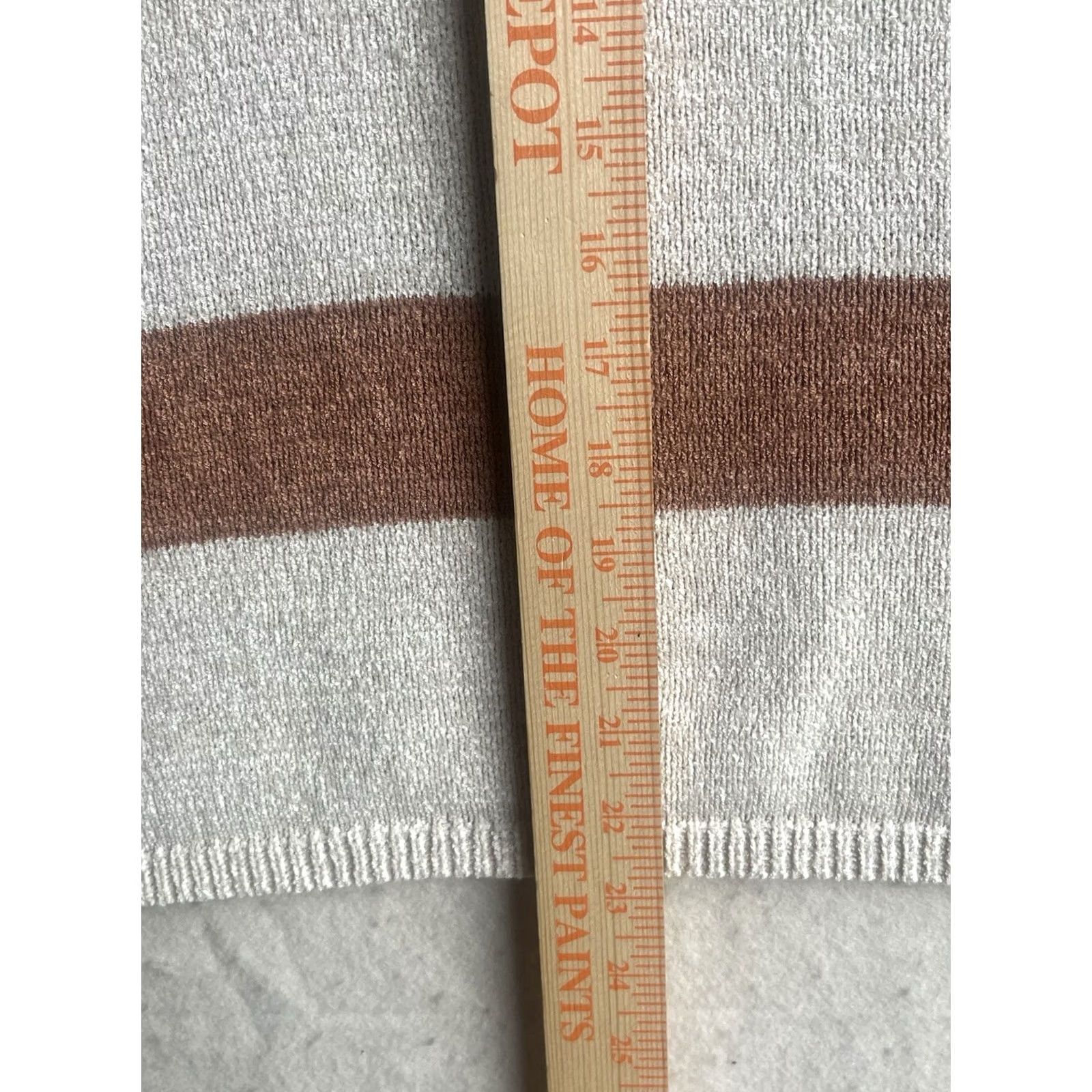 KEEN Keen the Label Tank Women's Tank S Beige Lightweight Knit Laguna Beach Summer V-Neck Sleeveless Casual Regular Size S / US 4 / IT 40 - 4 Thumbnail